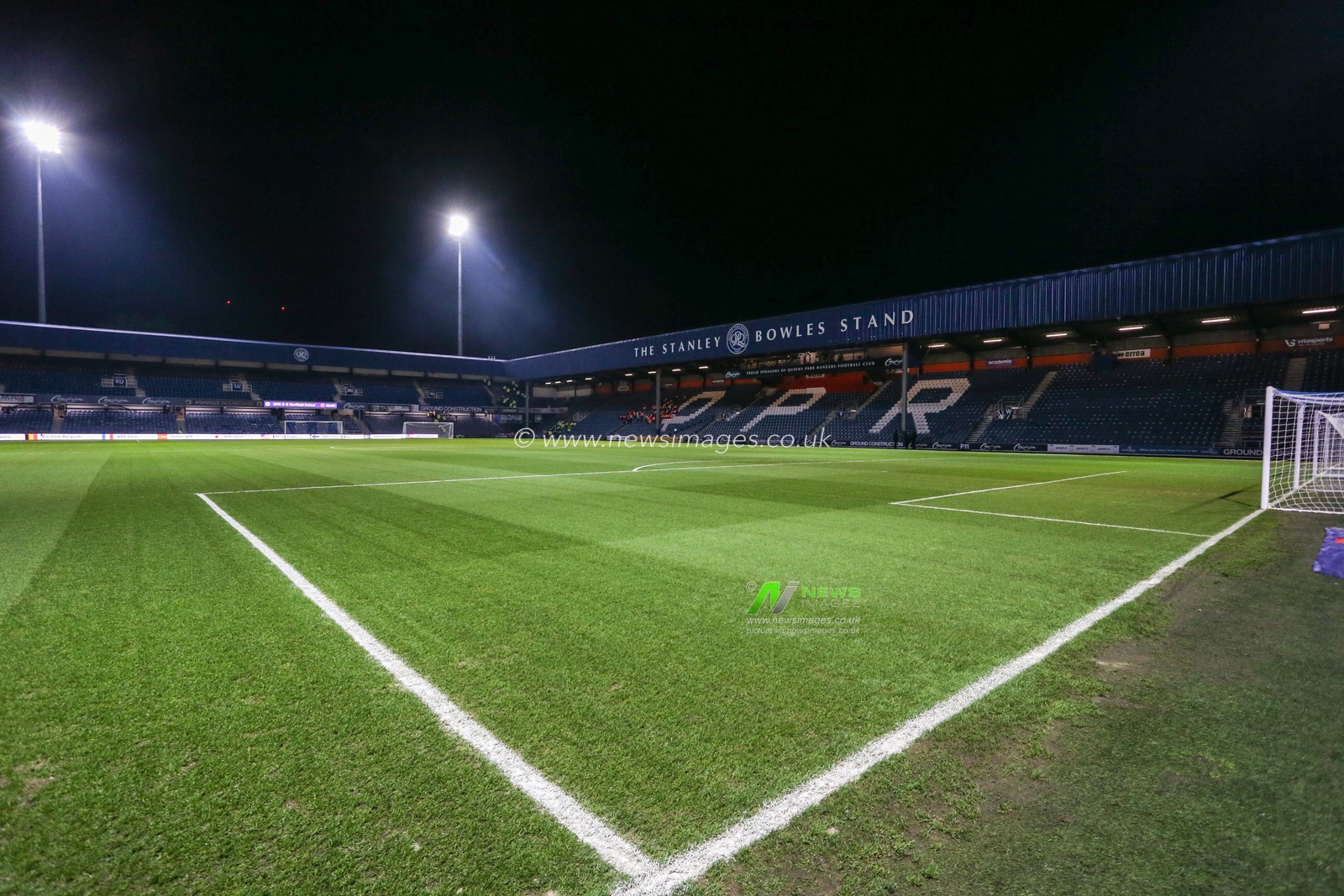 A general view of the stadium during the Sky Bet Championship match Queens Park Rangers vs Sheffield United at Kiyan Prince Foundation Stadium, London, United Kingdom, 2nd January 2023

(Photo by Arron Gent/News Images)