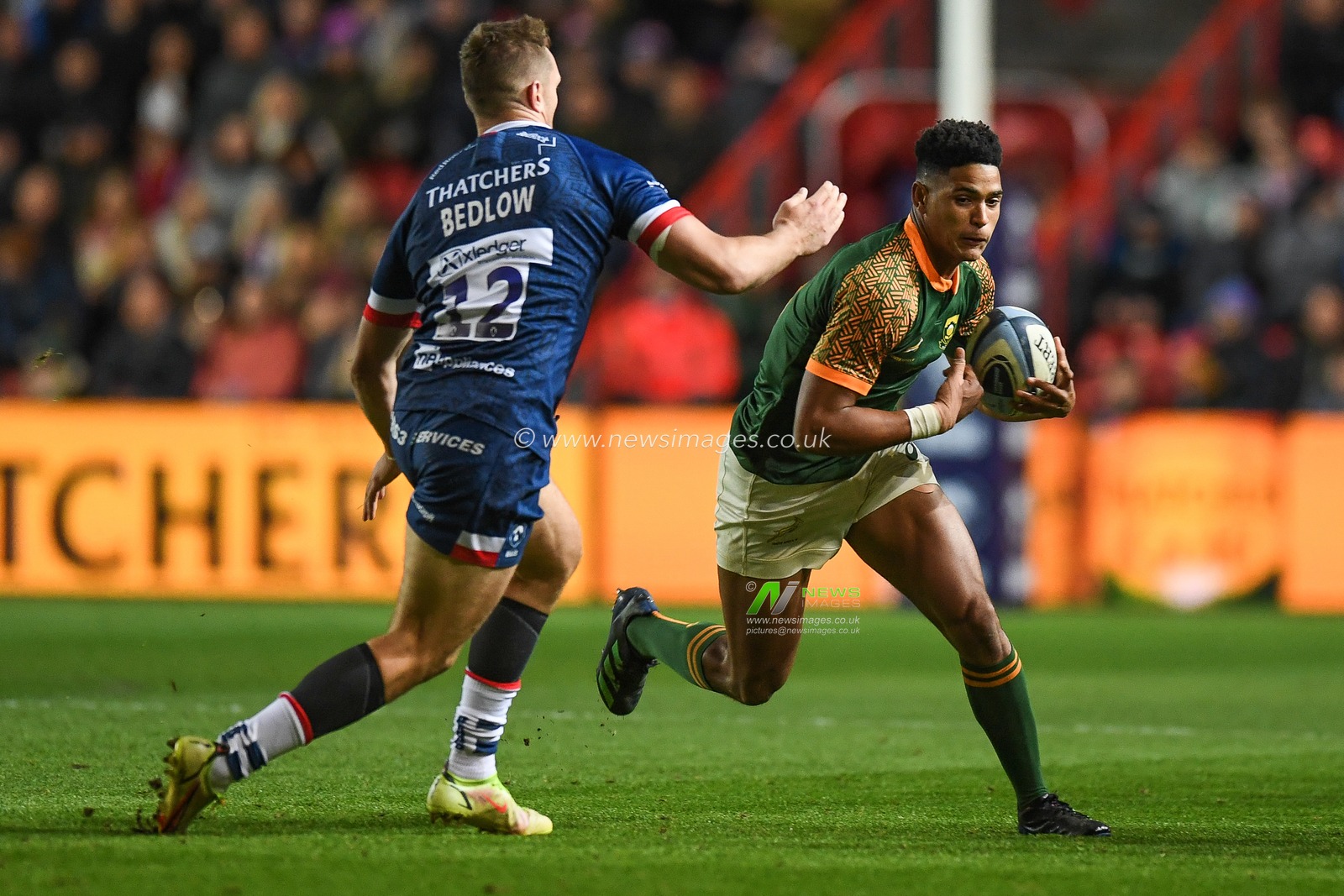Sacha Feinberg-Mngomezulu of South Africa,takes on Sam Bedlow of Bristol Bears,  during the Friendly match Bristol Bears vs South Africa Select XV at Ashton Gate, Bristol, United Kingdom, 17th November 2022

(Photo by Mike Jones/News Images)