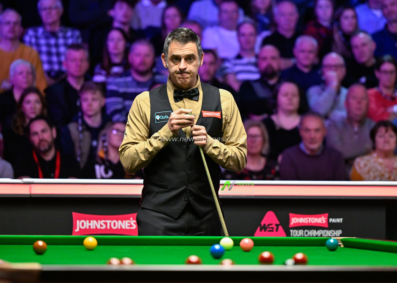 Ronnie O'Sullivan reacts, during the Johnstoneâ€™s Paint Tour Championship at Manchester Central, Manchester, United Kingdom, 3rd April 2024

(Photo by Cody Froggatt/News Images)