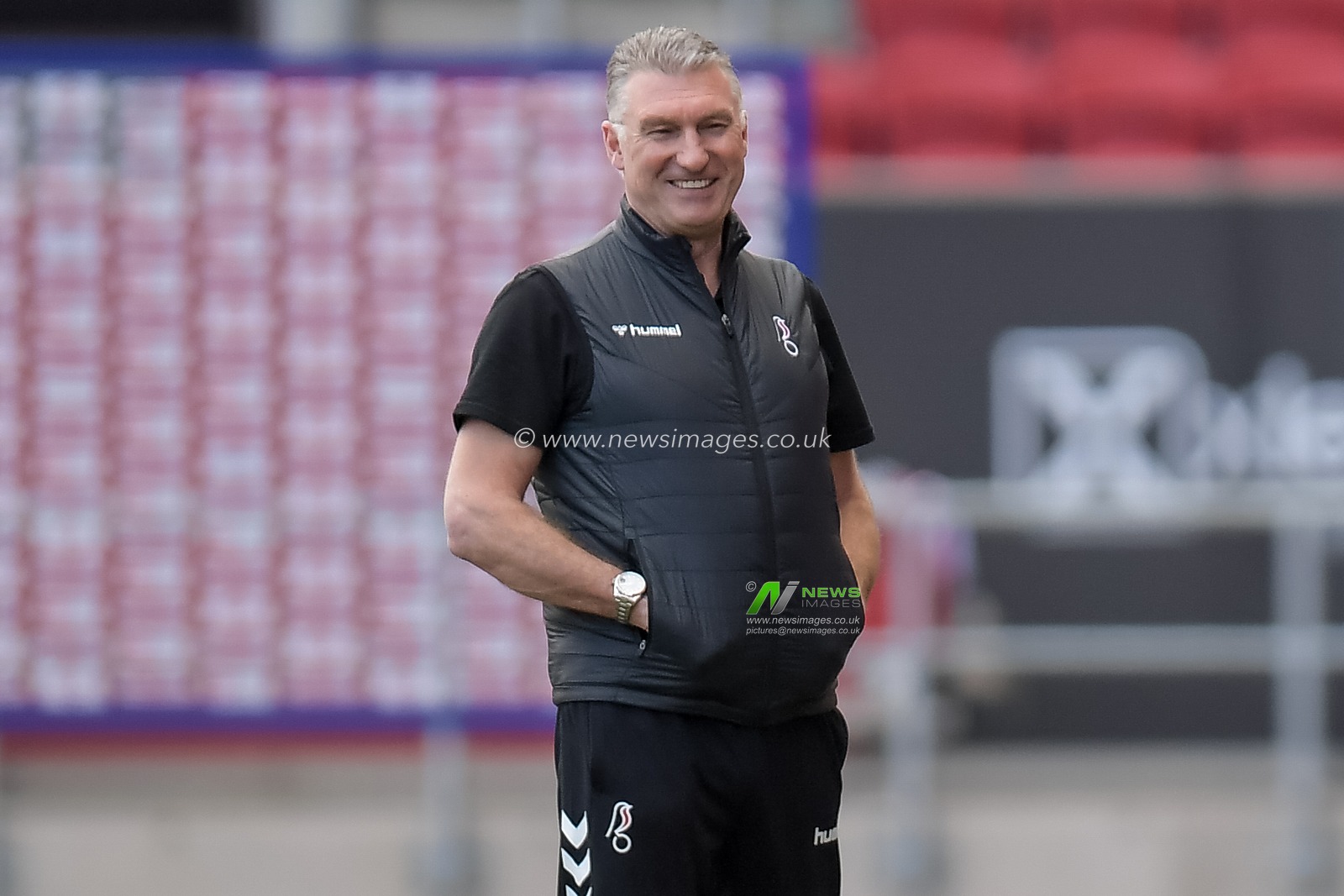 Nigel Pearson manager of Bristol City relaxed after pre match interviews