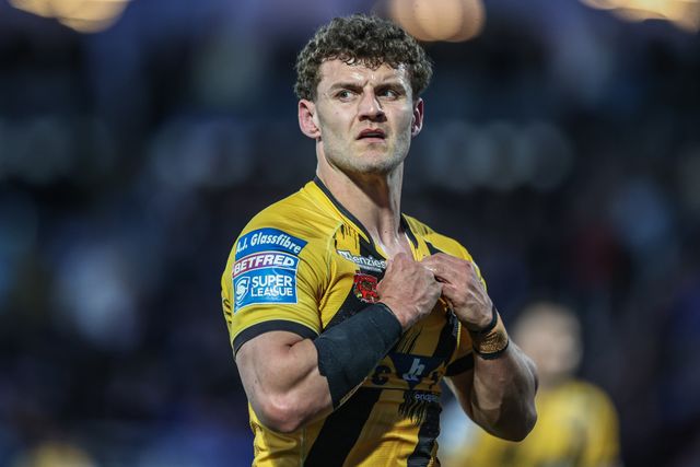 George Lawler of Castleford Tigers during the Betfred Super League Round 8 match Wakefield Trinity vs Castleford Tigers at DIY Kitchens Stadium, Wakefield, United Kingdom, 17th April 2025

(Photo by Alfie Cosgrove/News Images)