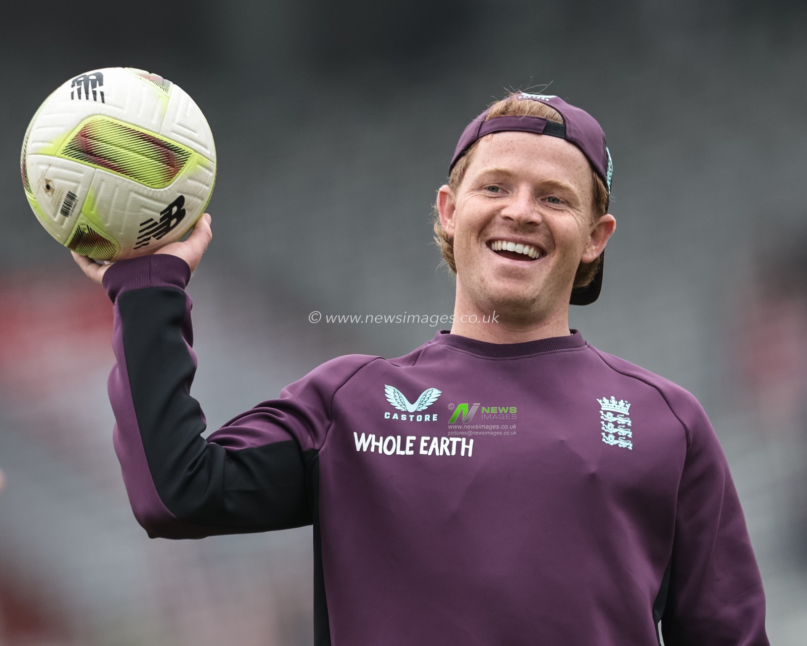 Ollie Pope of England hold the football in the pre-game warm up session during the 4th Rothesay Test Match match Day 1 England vs India at Old Trafford Cricket Ground, Manchester, United Kingdom, 22nd July 2025

(Photo by Mark Cosgrove/News Images)