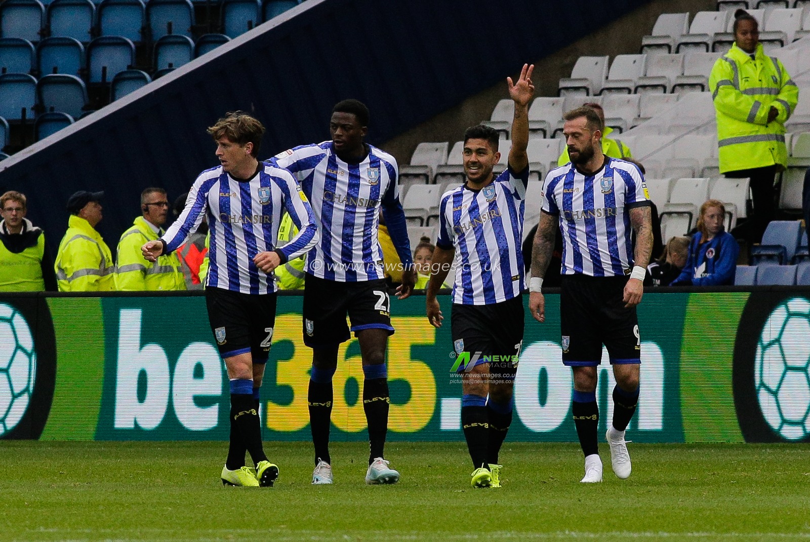 5th October 2019, Hillsborough, Sheffield, England; Sky Bet Championship, Sheffield Wednesday v Wigan Athletic : Massimo Luongo (21) of Sheffield Wednesday celebrates scoring to make it 1-0

Credit: Kurt Fairhurst/News Images