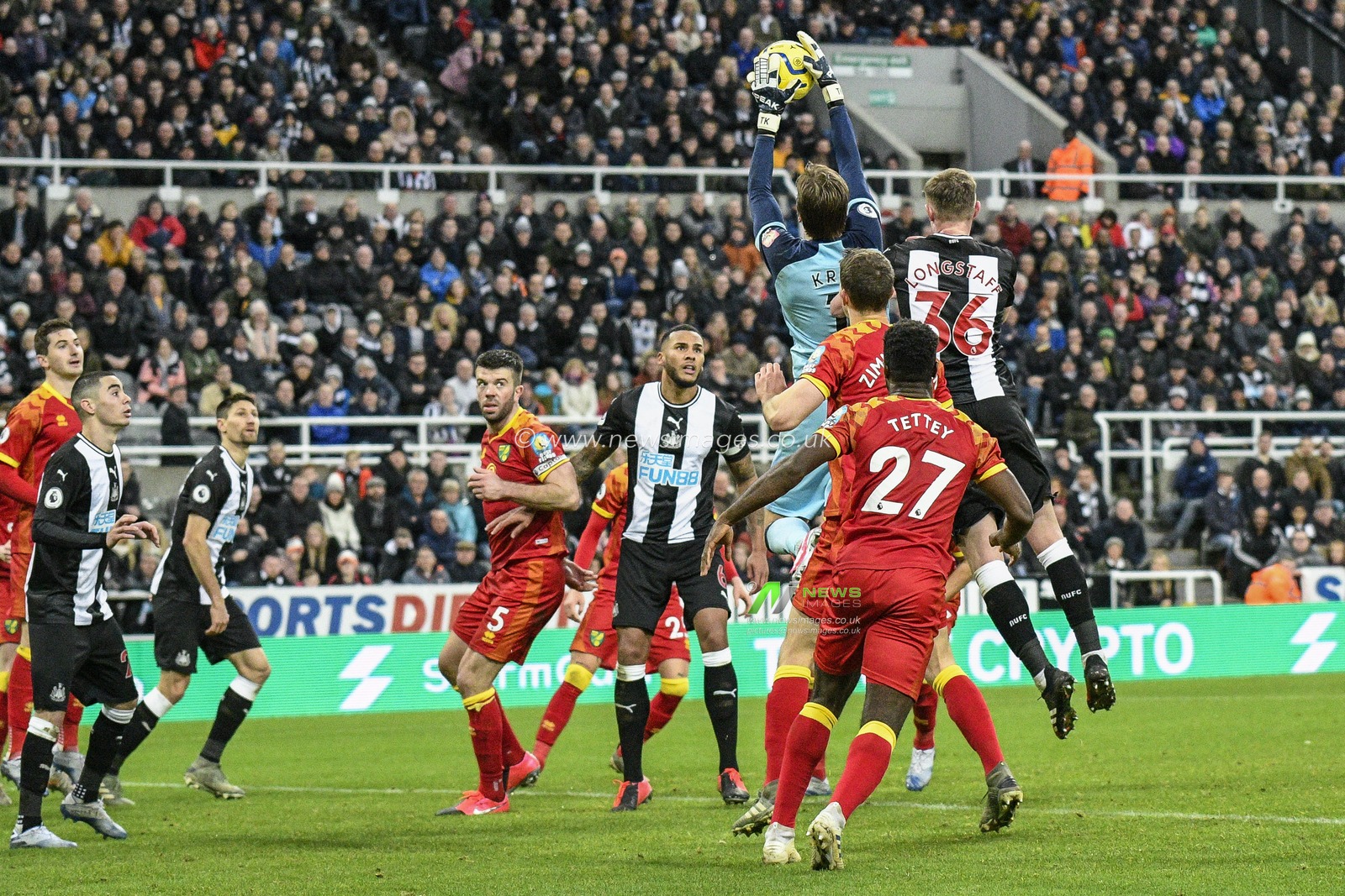 1st February 2020, St. James's Park, Newcastle, England; Premier League, Newcastle United v Norwich City : Tim Krul (1) of Norwich City catches the ball