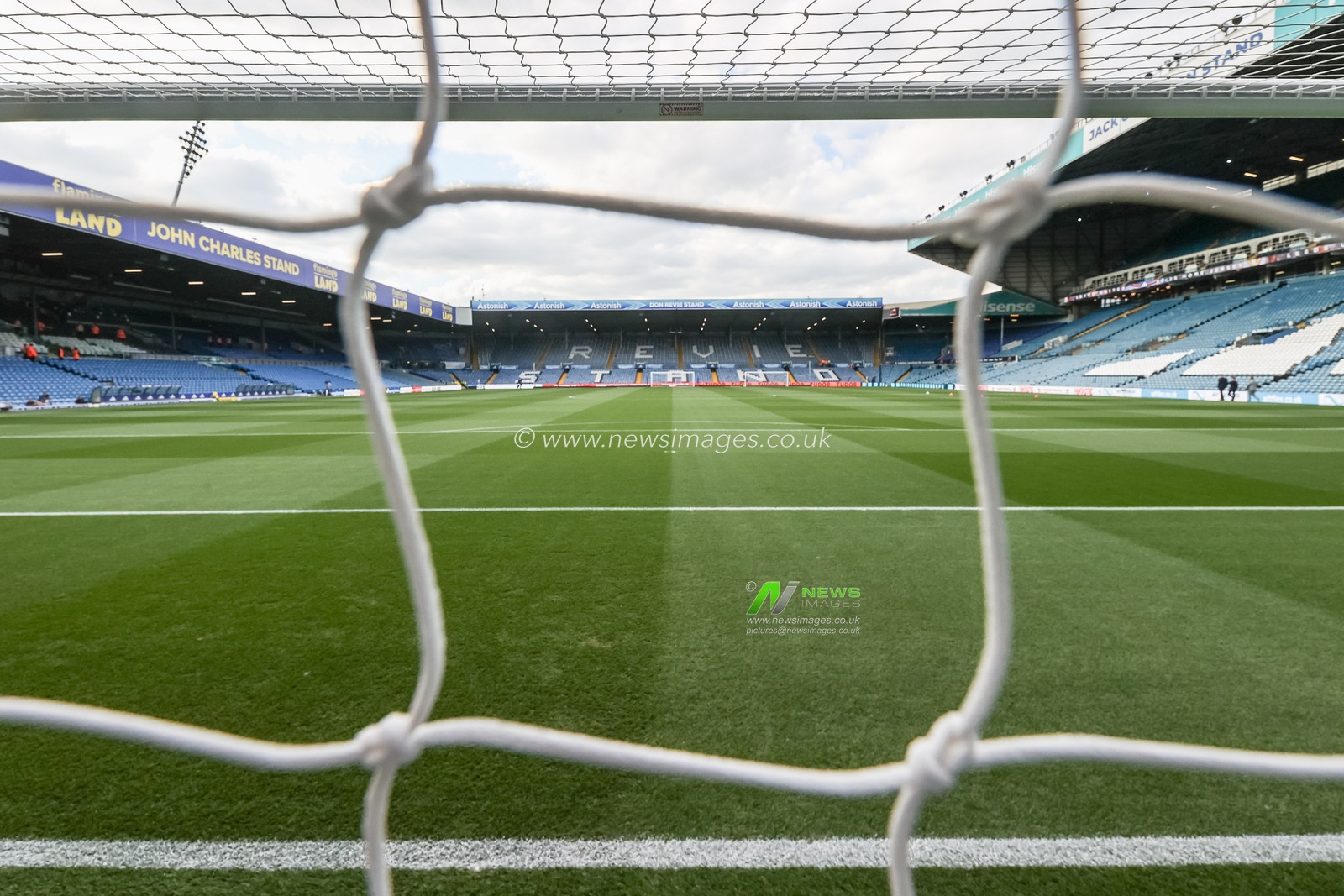 A general view of Elland Road during the Carabao Cup match Leeds United vs Middlesbrough at Elland Road, Leeds, United Kingdom, 14th August 2024

(Photo by Mark Cosgrove/News Images)