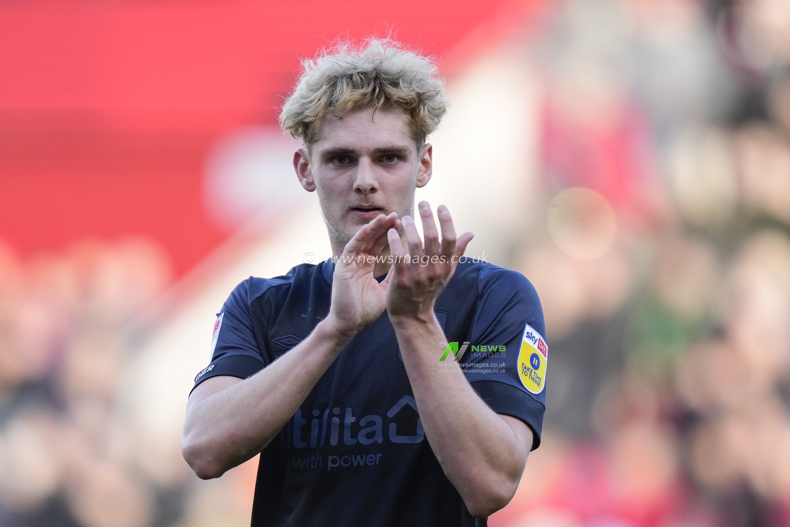Jack Rudoni #22 of Huddersfield Town salutes the fans after the Sky Bet Championship match Rotherham United vs Huddersfield Town at AESSEAL New York Stadium, Rotherham, United Kingdom, 15th October 2022

(Photo by Steve Flynn/News Images)