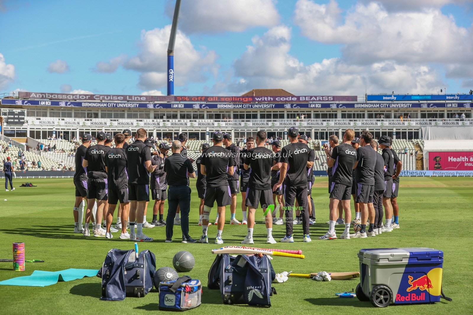 England team have a group meeting before the game during the 3rd Rothesay Test Match Day One match England vs West Indies at Edgbaston, Birmingham, United Kingdom, 26th July 2024

(Photo by Mark Cosgrove/News Images)