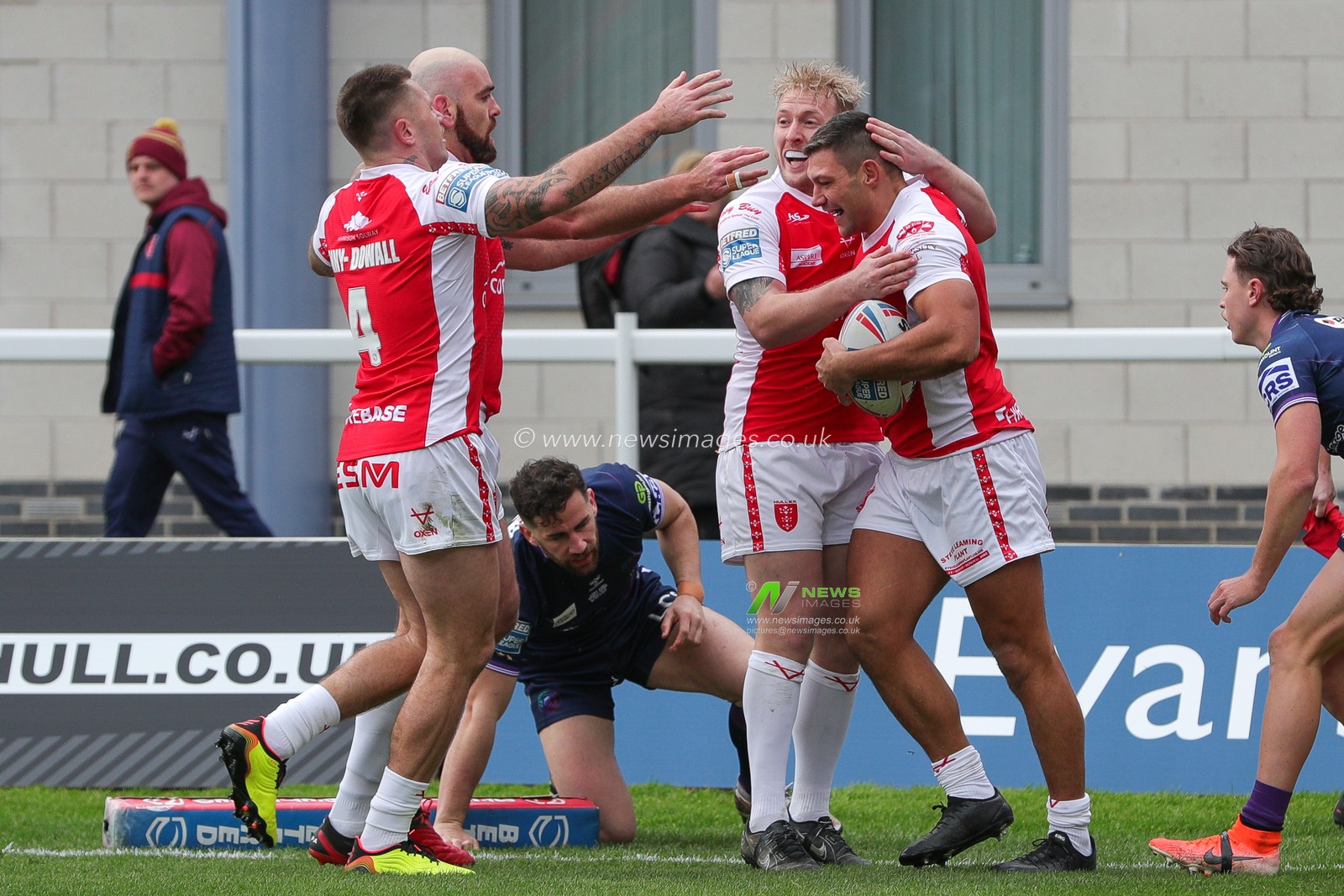 Ryan Hall #5 of Hull KR celebrates his try with his team mates and makes the score 4-0 in the first half of the Betfred Super League Round 1 match Hull KR vs Wigan Warriors at Sewell Group Craven Park, Kingston upon Hull, United Kingdom, 18th February 2023

(Photo by James Heaton/News Images)