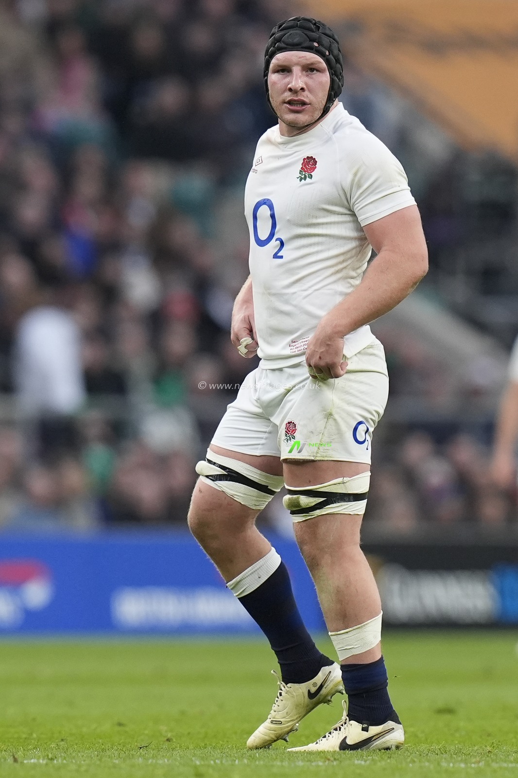 Ben Earl of England during the 2024 Guinness 6 Nations match England vs Ireland at Twickenham Stadium, Twickenham, United Kingdom, 9th March 2024

(Photo by Steve Flynn/News Images)