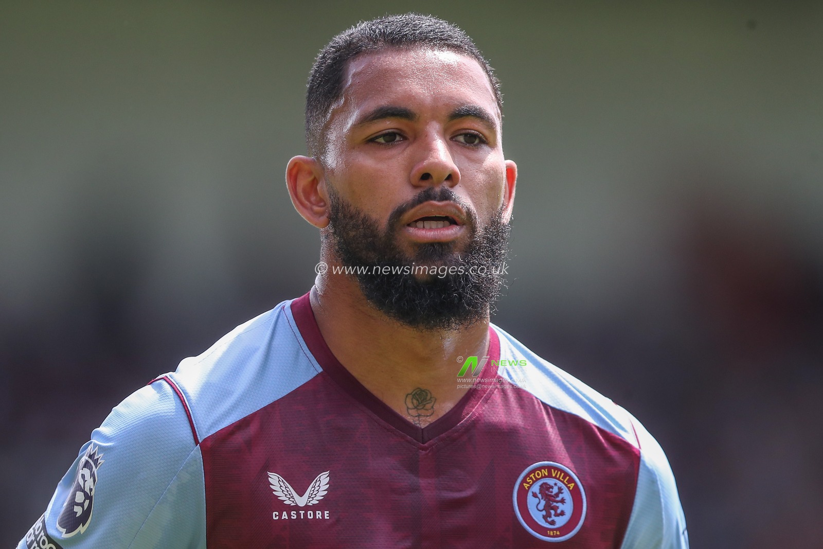 Douglas Luiz #6 of Aston Villa during the Pre-season friendly match Walsall vs Aston Villa at Poundland Bescot Stadium, Walsall, United Kingdom, 15th July 2023

(Photo by Gareth Evans/News Images)