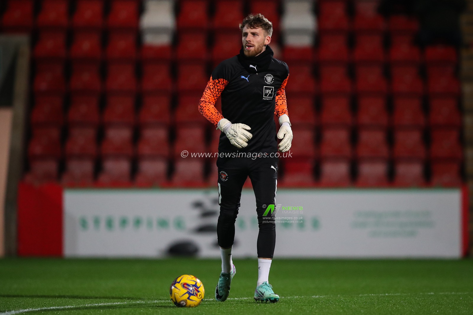 Daniel Grimshaw of Blackpool during the pre-game warm up ahead of the Sky Bet League 1 match Cheltenham Town vs Blackpool at The Completely-Suzuki Stadium, Cheltenham, United Kingdom, 13th February 2024

(Photo by Gareth Evans/News Images)