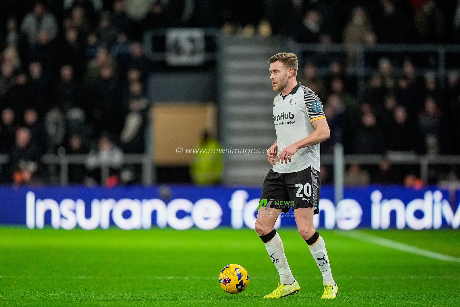 Callum Elder of Derby County makes a run with the ball  during the Sky Bet Championship match Derby County vs West Bromwich Albion at Pride Park Stadium, Derby, United Kingdom on 23 January 2026

(Photo by Maynard Manyowa/News Images)