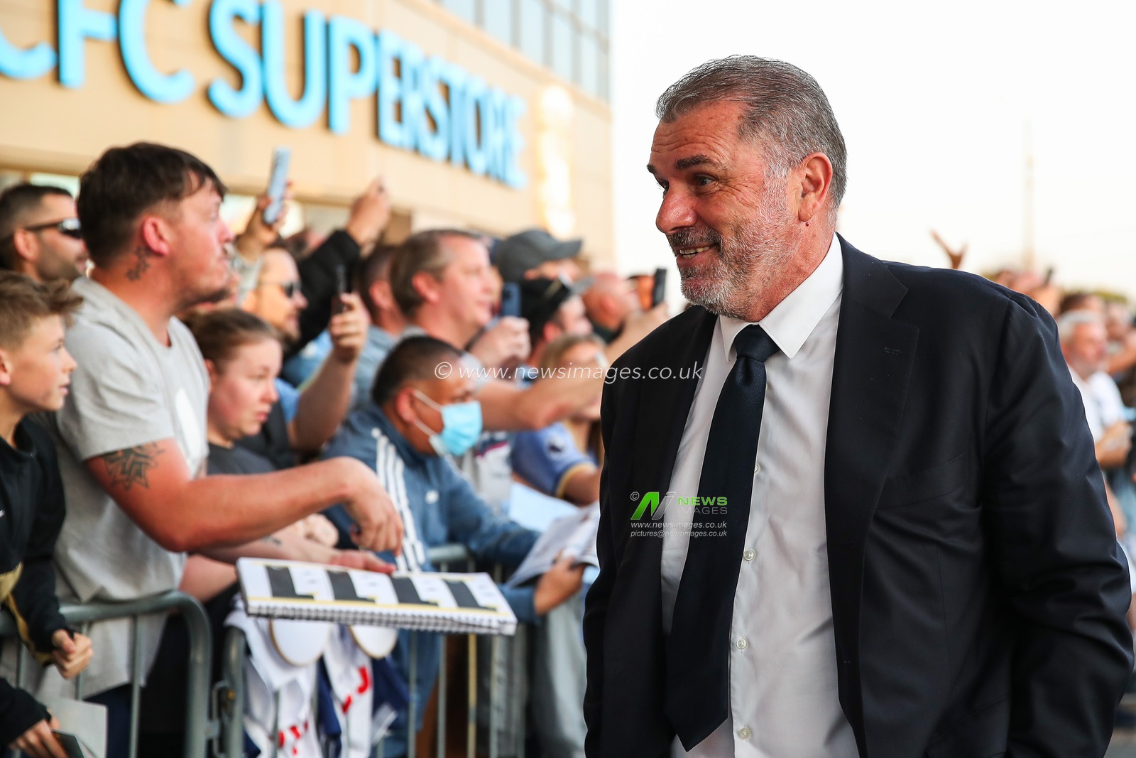 Ange Postecoglou Manager of Tottenham Hotspur arrives ahead of the Carabao Cup match Coventry City vs Tottenham Hotspur at Coventry Building Society Arena, Coventry, United Kingdom, 18th September 2024

(Photo by Gareth Evans/News Images)