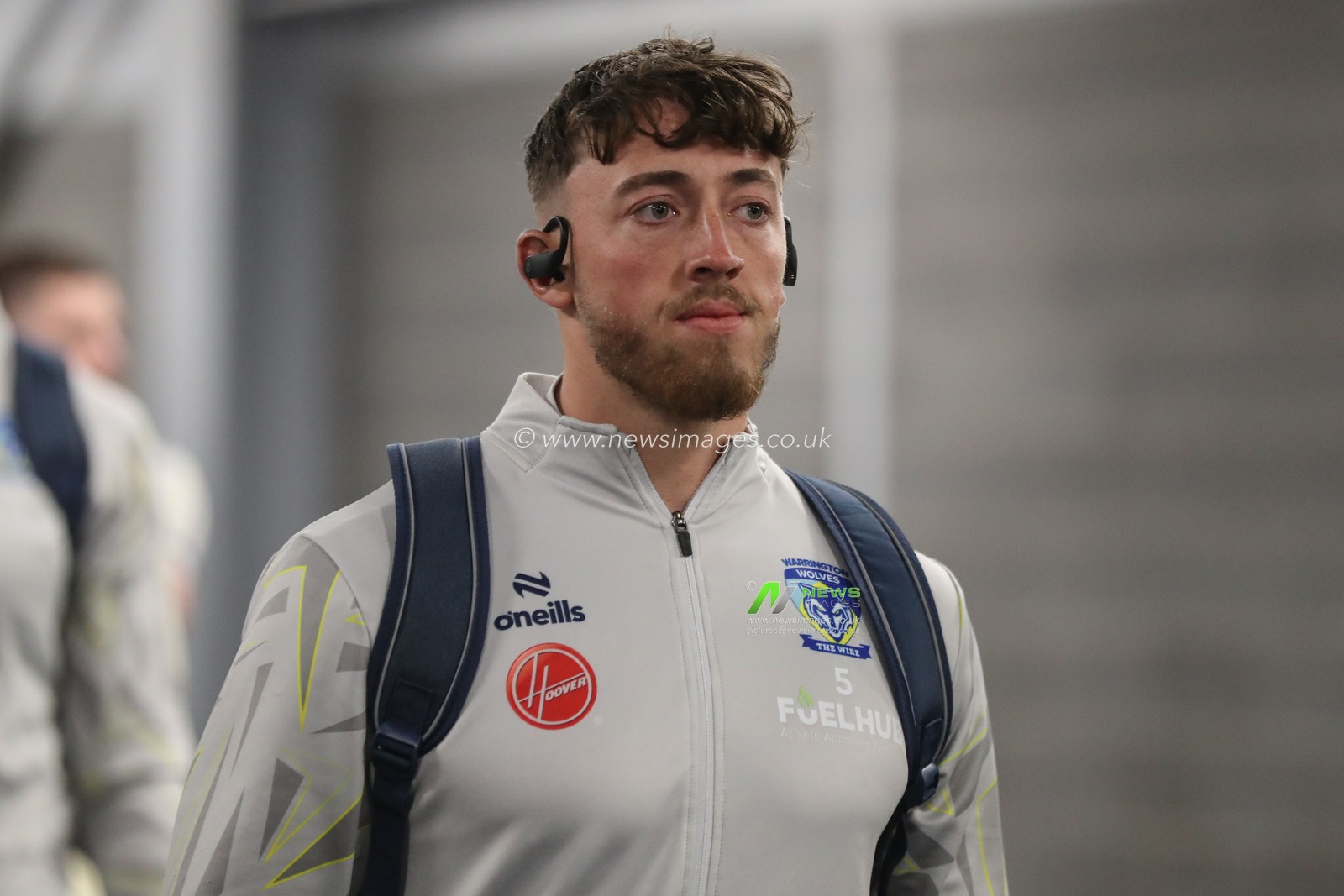 Matty Ashton of Warrington Wolves arrives during the Betfred Super League Round 7 match Leeds Rhinos vs Warrington Wolves at Headingley Stadium, Leeds, United Kingdom, 5th April 2024

(Photo by Alfie Cosgrove/News Images)