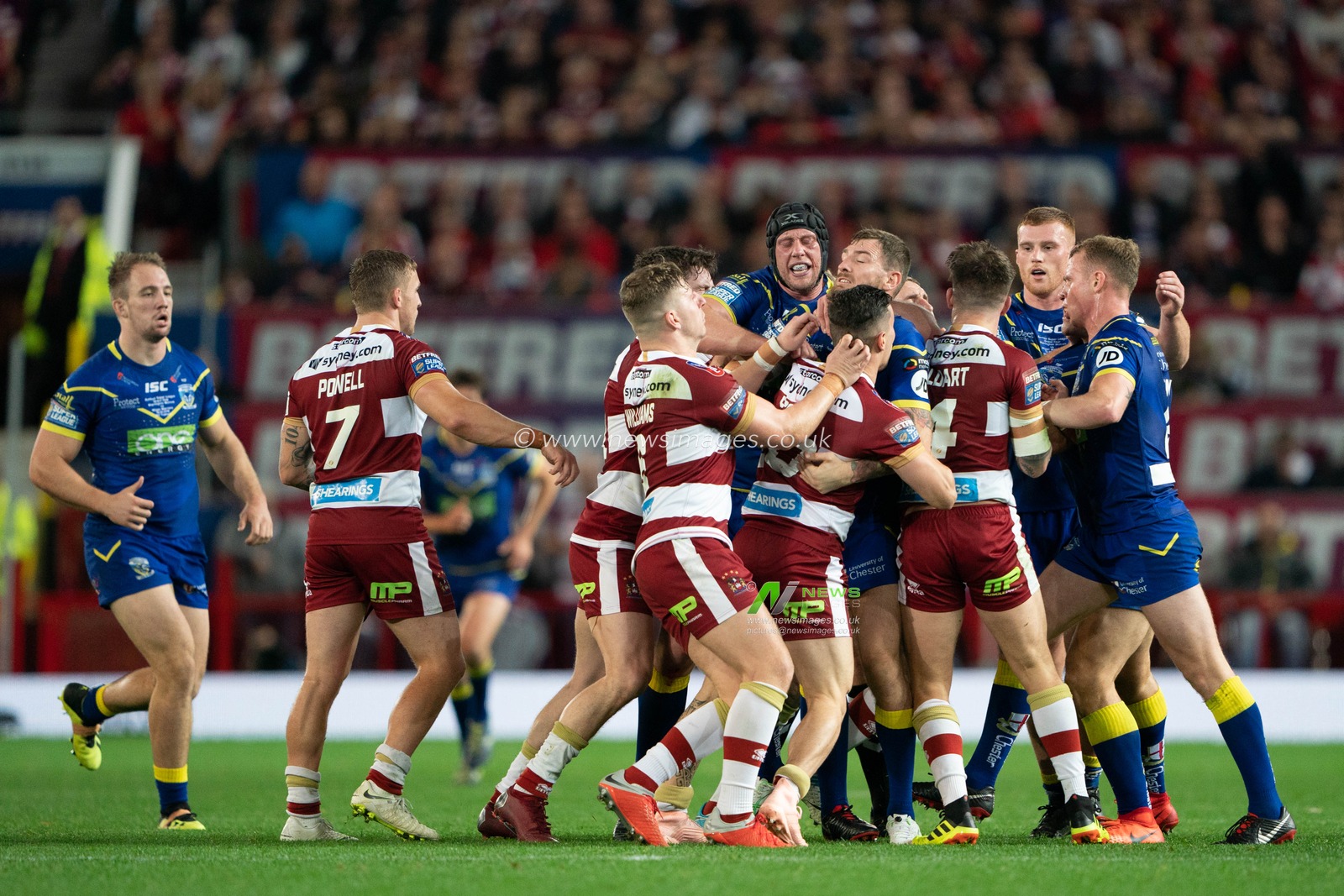 Tempers flare on the pitch

13th October 2018 , Old Trafford,  Manchester, England;  Betfred Super League Grand Final, Wigan Warriors v Warrington Wolves; 


Terry Donnelly/News Images