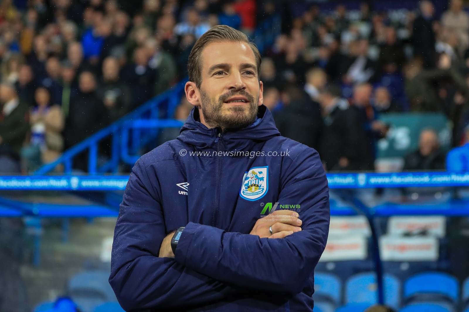 16th August 2019, John Smiths Stadium, Huddersfield England; Sky Bet Championship, Huddersfield Town vs Fulham ; Jan Siewer manager of Huddersfield Town before kick-off


Credit: Mark Cosgrove/News Images

English Football League images are subject to DataCo Licence