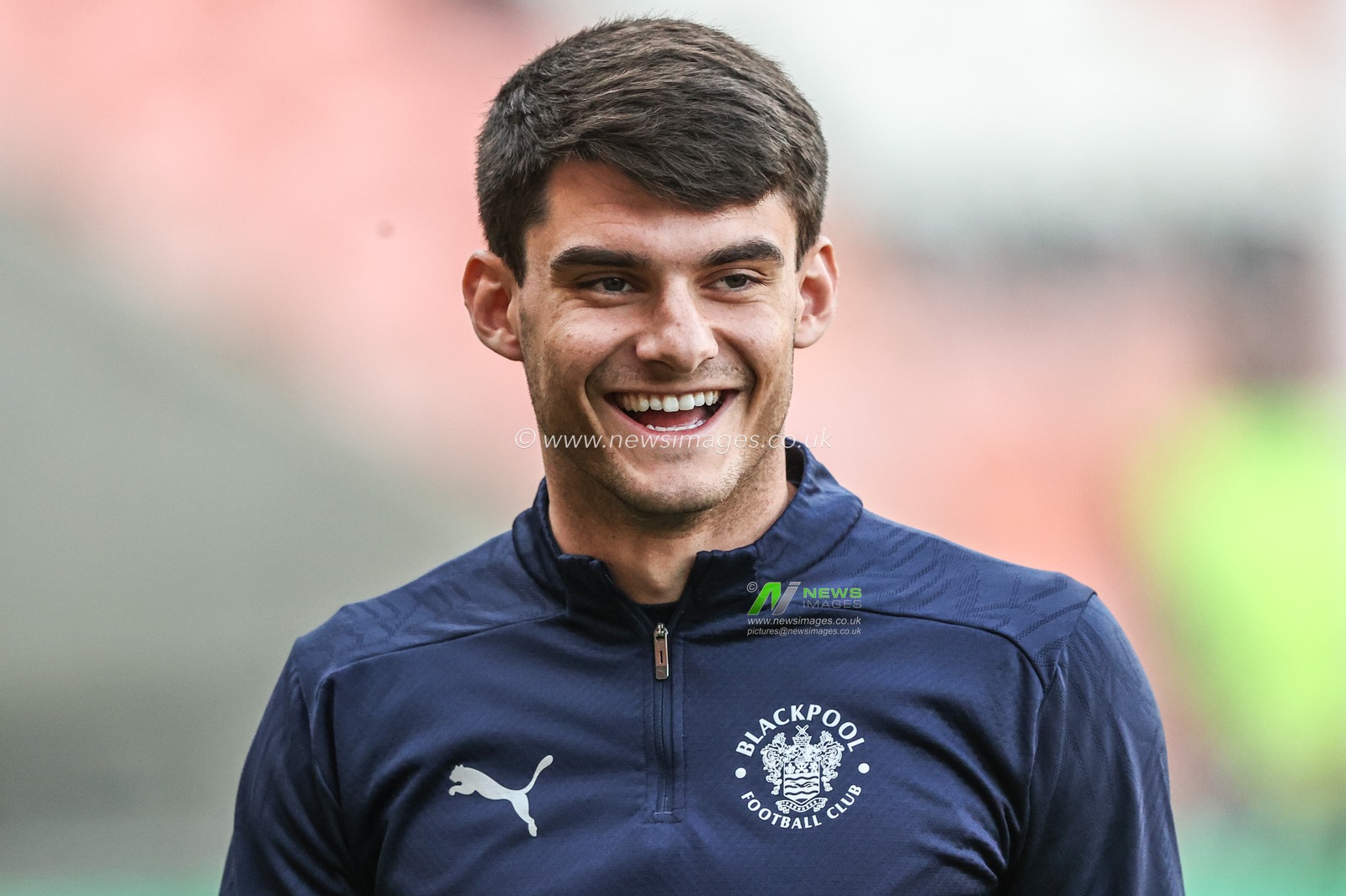 Rob Apter of Blackpool in the pregame warmup session during the Sky Bet League 1 match Blackpool vs Birmingham City at Bloomfield Road, Blackpool, United Kingdom, 30th April 2025

(Photo by Alfie Cosgrove/News Images)