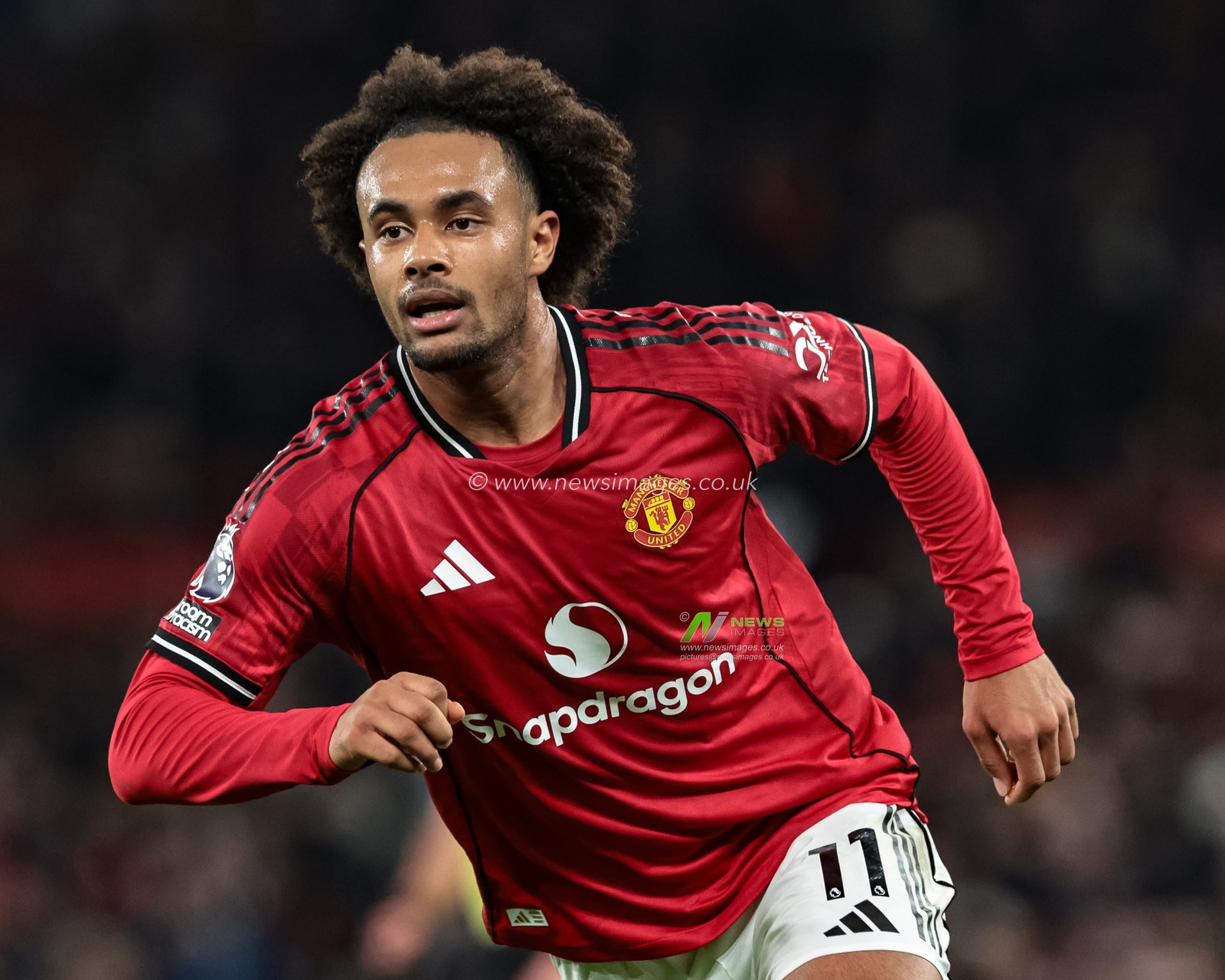 Joshua Zirkzee of Manchester United during the Premier League match Manchester United vs Wolverhampton Wanderers at Old Trafford, Manchester, United Kingdom, 30th December 2025

(Photo by Mark Cosgrove/News Images)

*** GER AUT SUI OUT ***