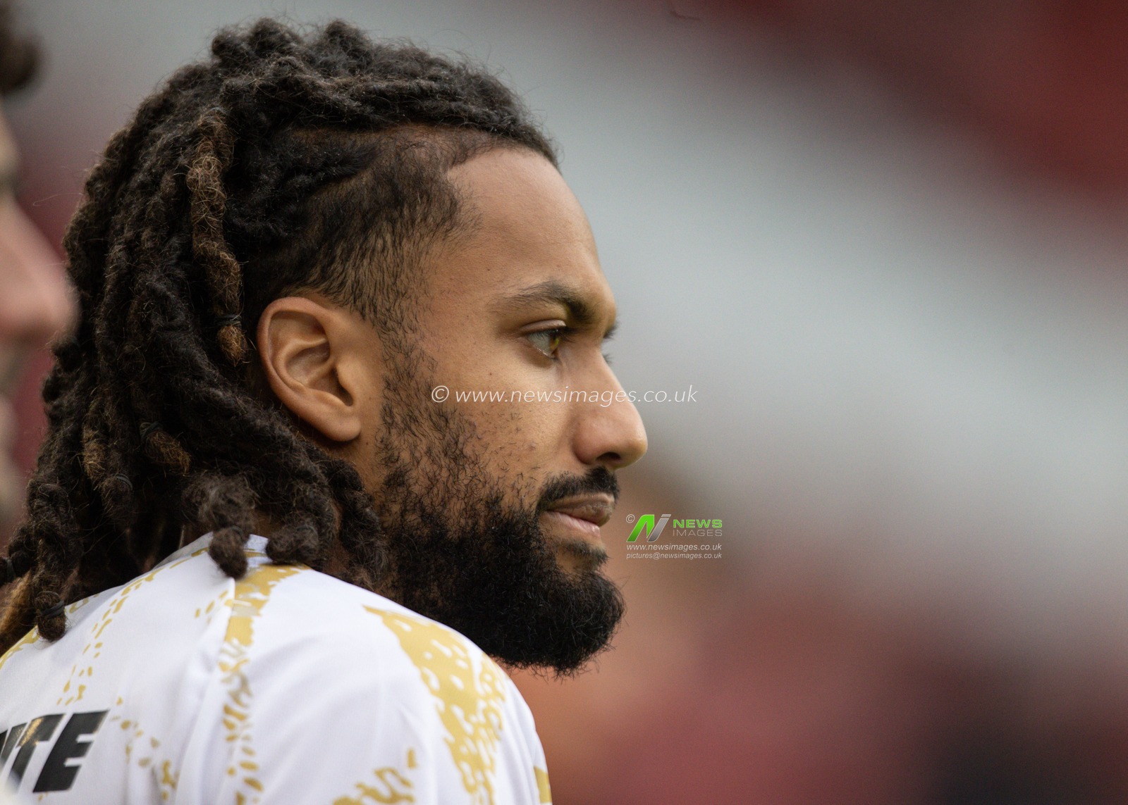 Jairo Riedewald of Sheffield United in the pregame warmup session during the Sky Bet Championship match Sheffield United vs Watford at Bramall Lane, Sheffield, United Kingdom, 18th October 2025

(Photo by Richard Bierton/News Images)