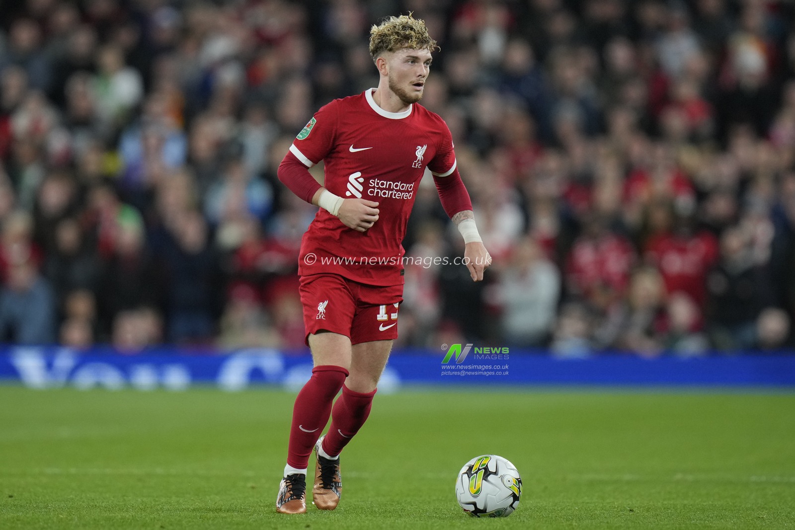 Harvey Elliott #19 of Liverpool during the Carabao Cup Third Round match Liverpool vs Leicester City at Anfield, Liverpool, United Kingdom, 27th September 2023

(Photo by Steve Flynn/News Images)