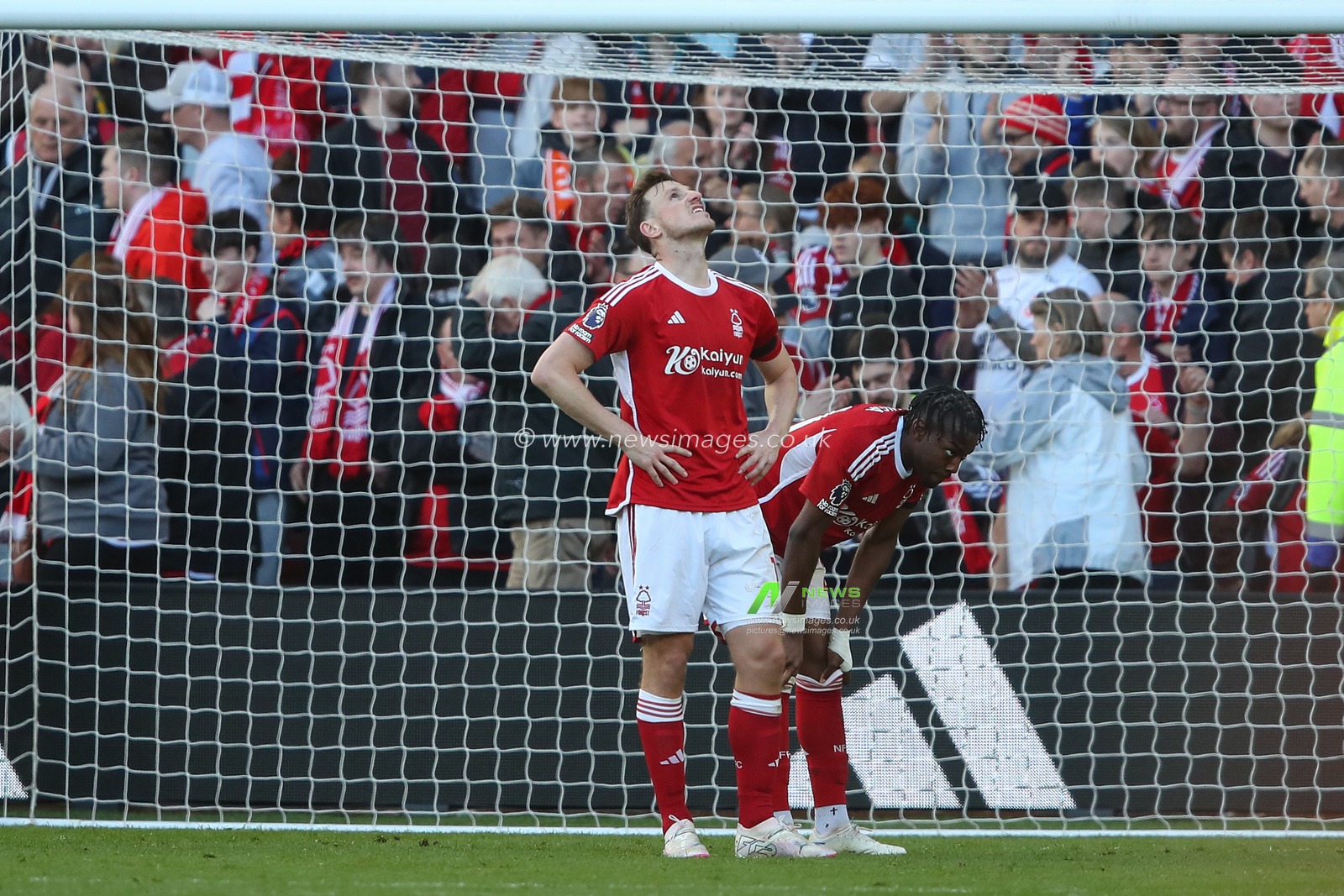 Players react after full time during the Premier League match Nottingham Forest vs Crystal Palace at City Ground, Nottingham, United Kingdom, 30th March 2024

(Photo by Gareth Evans/News Images)