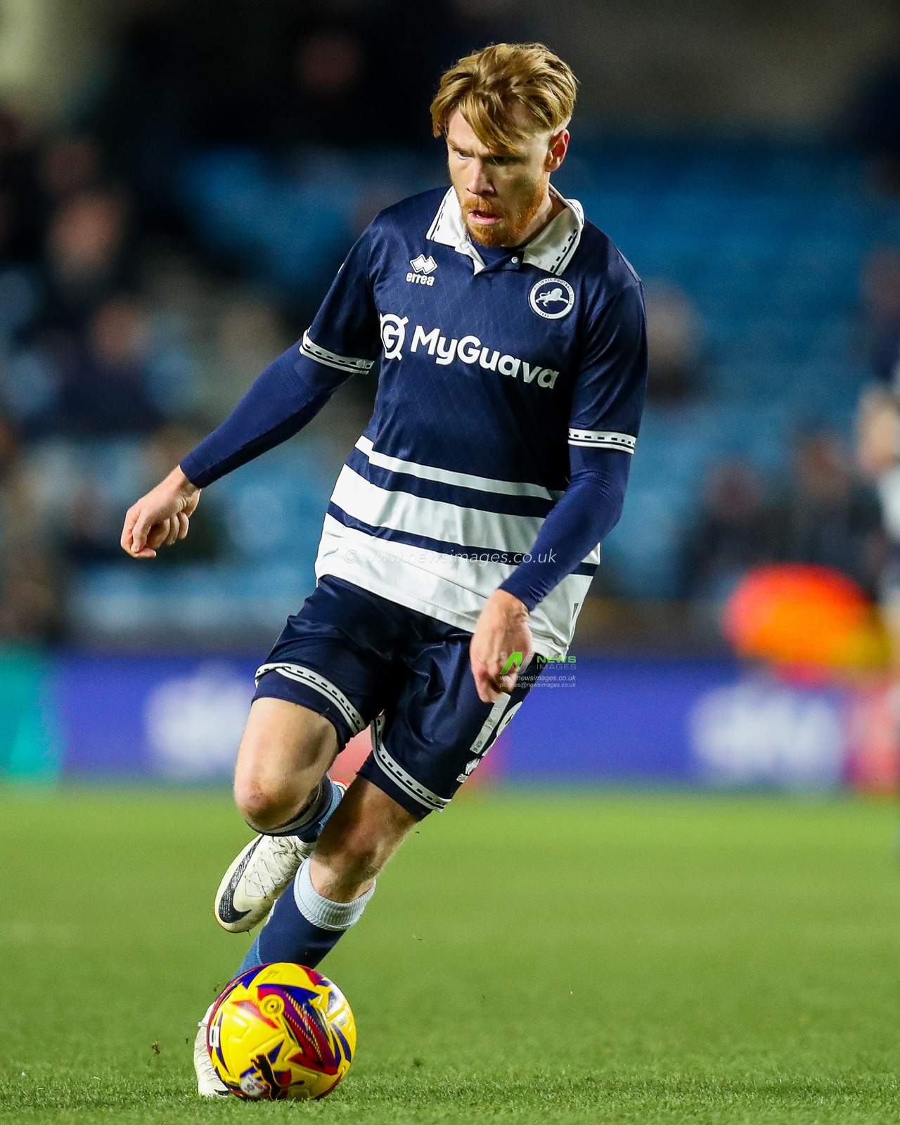 Duncan Watmore of Millwall runs with the ball during the Sky Bet Championship match Millwall vs Sheffield United at The Den, London, United Kingdom, 11th December 2024

(Photo by Izzy Poles/News Images)