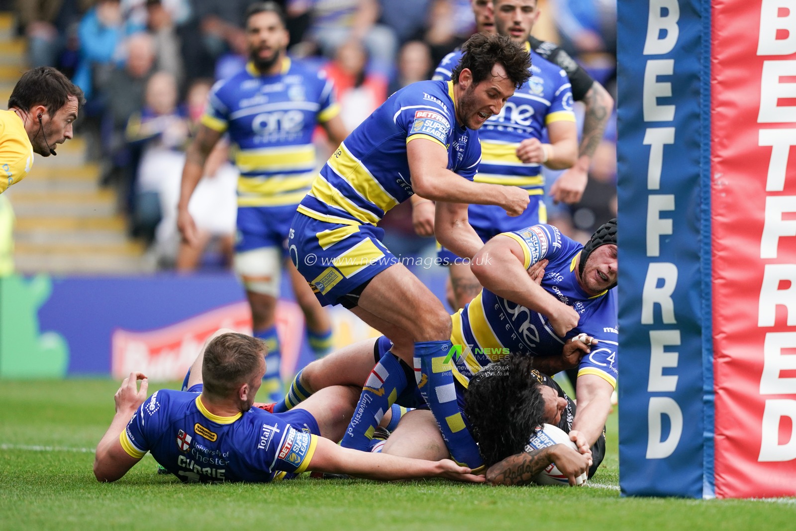 Hull FC's Albert Kelly scores his sides third try


18th May 2019 , Halliwell Jones Stadium, Warrington, England;  Betfred Super League, Round 15, Warrington Wolves vs Hull FC ; 

Credit: Terry Donnelly/News Images