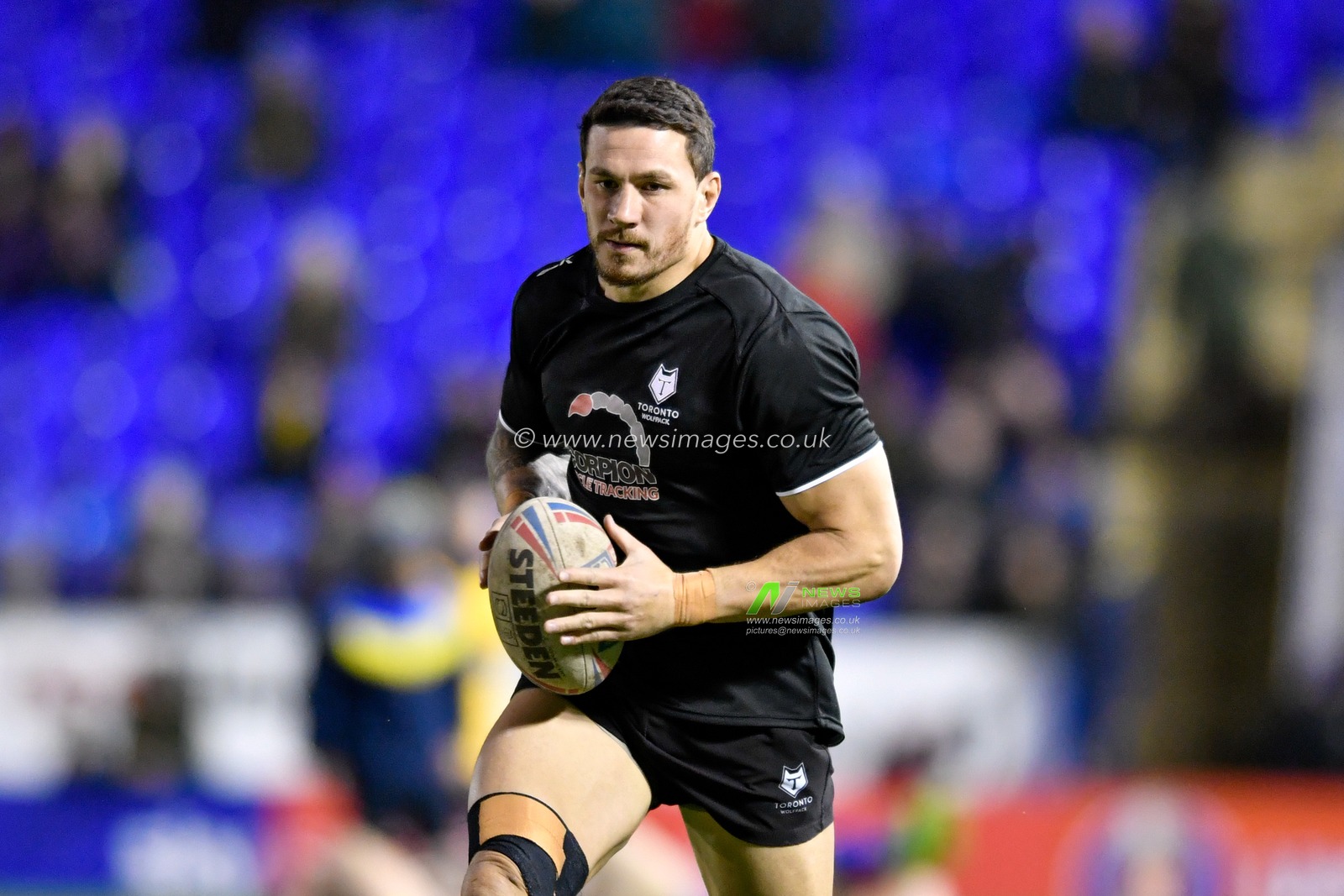 21st February 2020, Halliwell Jones Stadium, Warrington, England; Betfred Super League, Warrington Wolves v Toronto Wolfpack : Sonny-Bill Williams (21) of Toronto Wolfpack warming up
