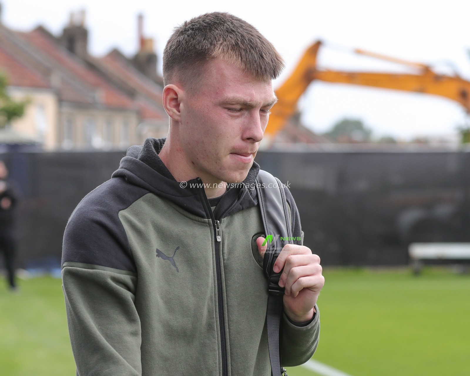 Kacper Lopata #4 of Barnsley arrives during the Sky Bet League 1 match Bristol Rovers vs Barnsley at Memorial Stadium, Bristol, United Kingdom, 12th August 2023

(Photo by Alfie Cosgrove/News Images)
