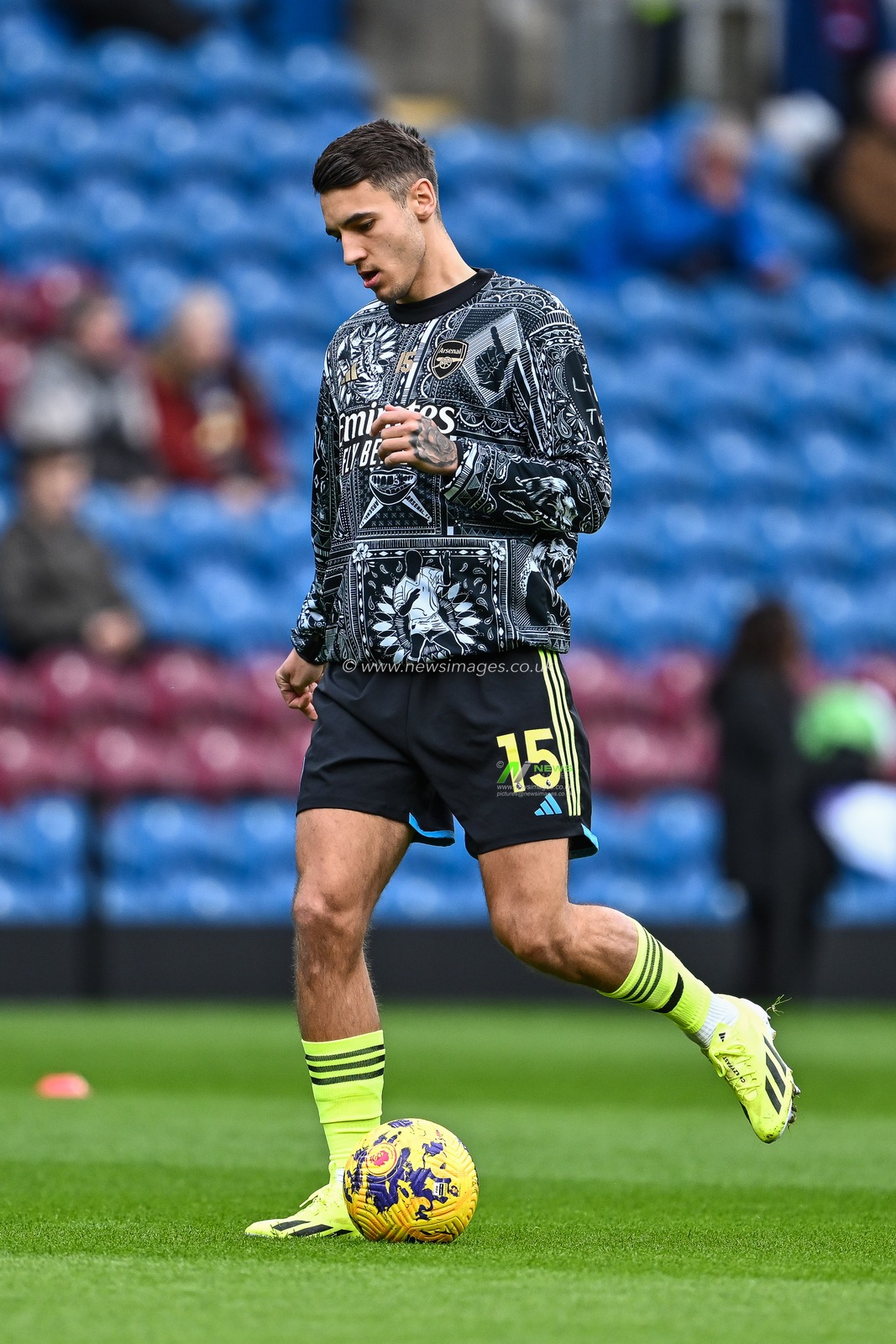 Jakub Kiwior of Arsenal during the pre-game warmup ahead of the Premier League match Burnley vs Arsenal at Turf Moor, Burnley, United Kingdom, 17th February 2024

(Photo by Craig Thomas/News Images)