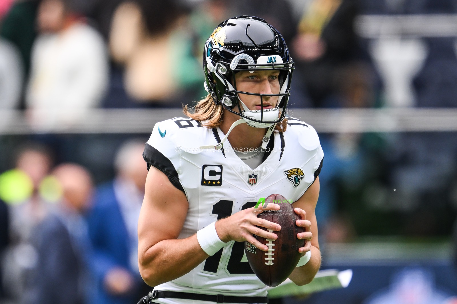 Trevor Lawrence of the Jacksonville Jaguars during the pre game warm up during the Week 6 match Chicago Bears vs Jacksonville Jaguars at Tottenham Hotspur Stadium, London, United Kingdom, 13th October 2024

(Photo by Craig Thomas/News Images)