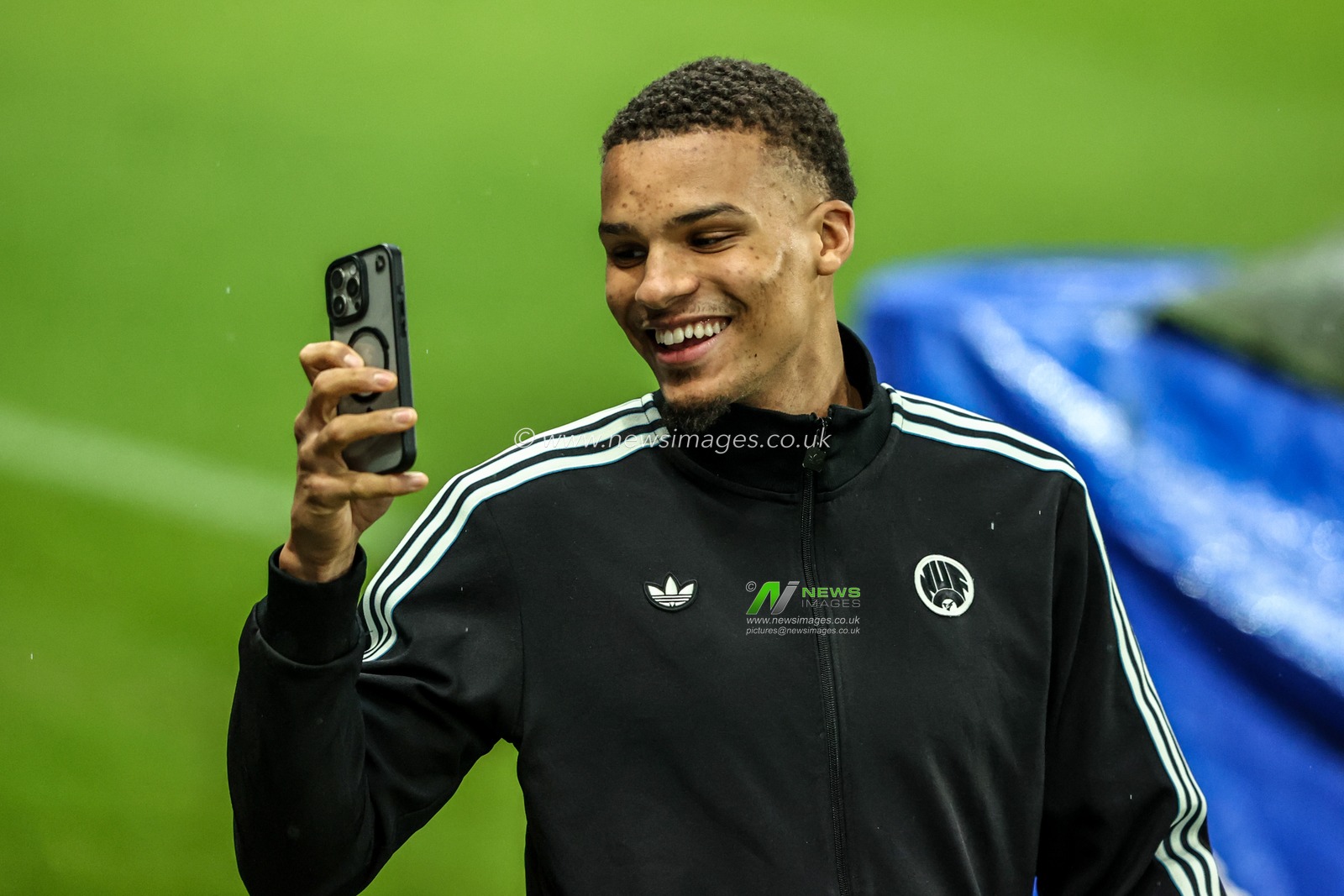 Malick Thiaw of Newcastle United arrives during the Carabao Cup Quarter Final match Newcastle United vs Fulham at St. James's Park, Newcastle, United Kingdom, 17th December 2025

(Photo by Alfie Cosgrove/News Images)

*** GER AUT SUI OUT ***