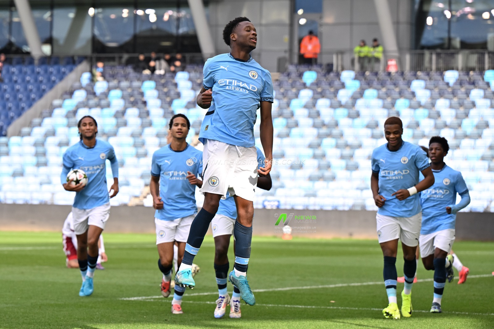 Justin Oboavwoduo of Manchester City celebrates his goal to make it 1-0 Manchester City during the UEFA Youth League match Manchester City vs Sparta Prague at Joie Stadium, Manchester, United Kingdom, 24th October 2024

(Photo by Cody Froggatt/News Images)