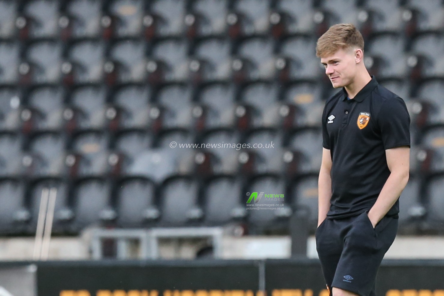 Keane Lewis-Potter #11 of Hull City prior to the kick off