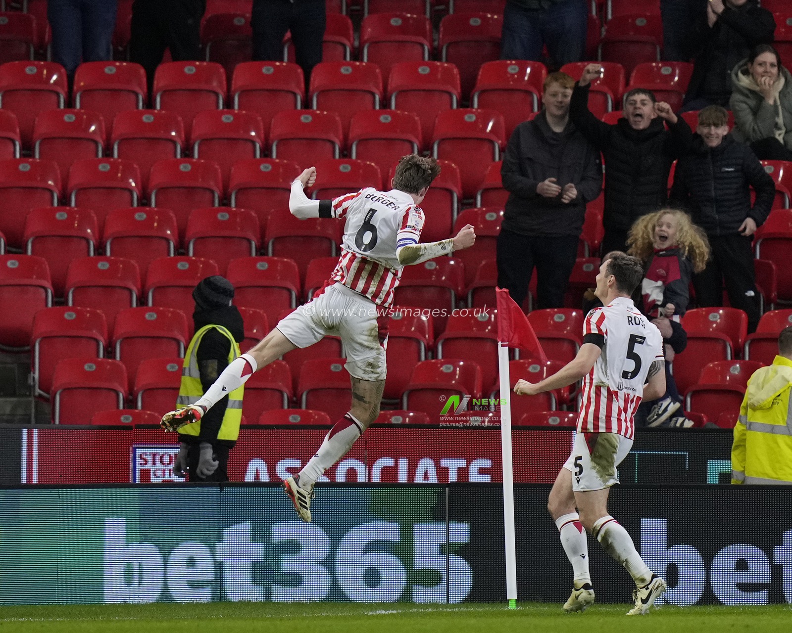 Wouter Burger of Stoke City celebrates after scoring a goal to make it 1-0 during the Sky Bet Championship match Stoke City vs Queens Park Rangers at Bet365 Stadium, Stoke-on-Trent, United Kingdom, 14th February 2024

(Photo by Steve Flynn/News Images)