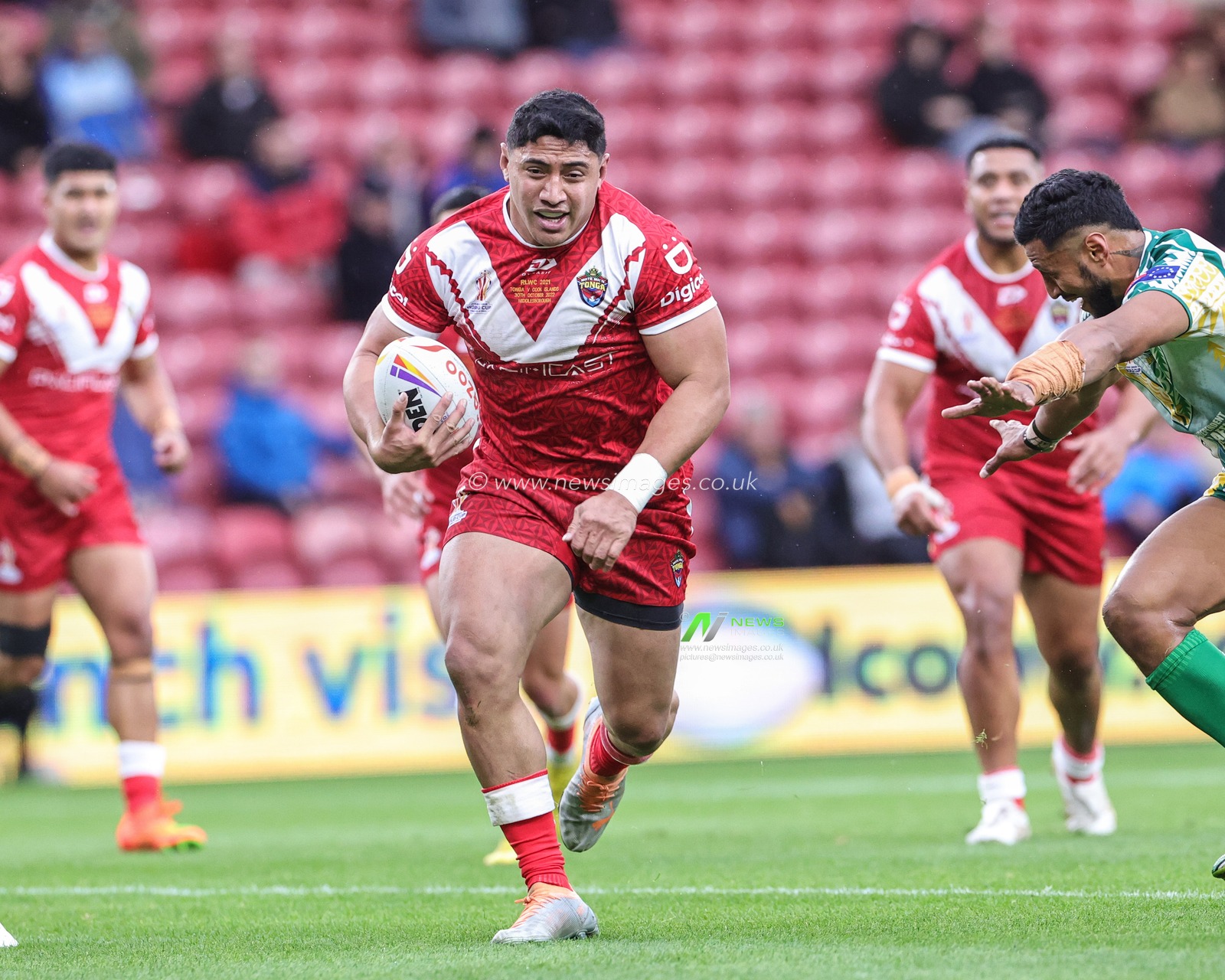 Jason Taumalolo of Tonga goes over for a try during the Rugby League World Cup 2021 Group D match Tonga vs Cook Islands at Riverside Stadium, Middlesbrough, United Kingdom, 30th October 2022

(Photo by Mark Cosgrove/News Images)