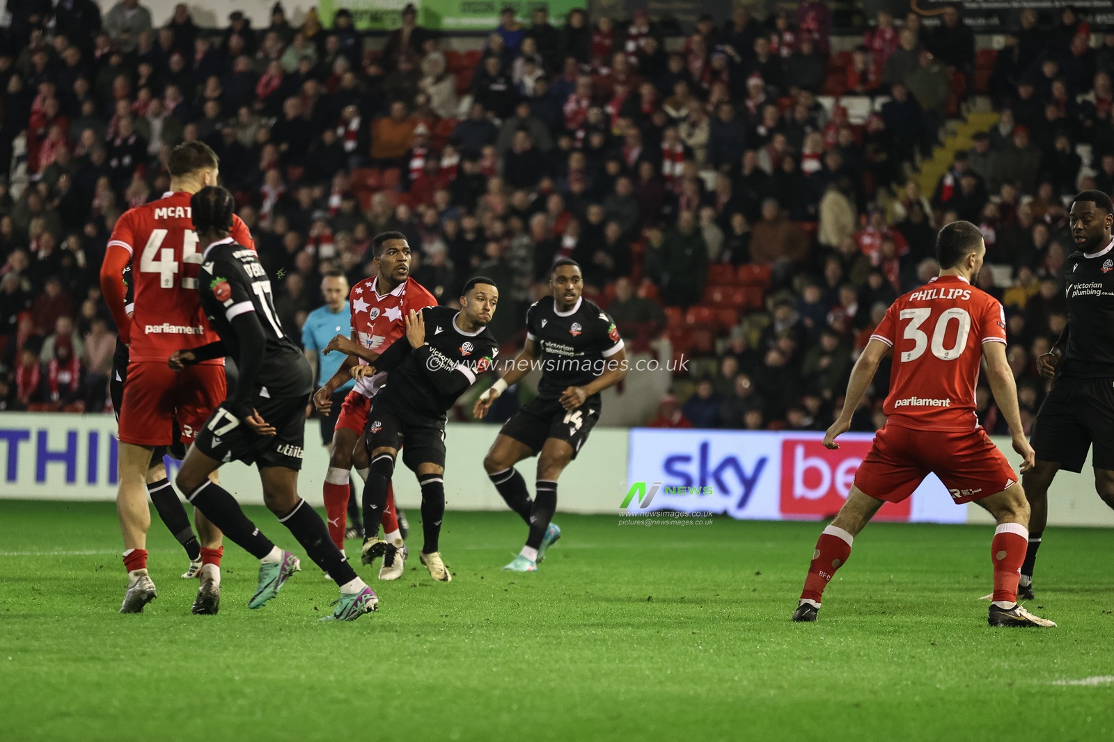 Donovan Pines of Barnsley scores to make it 2-0 during the Sky Bet League 1 match Barnsley vs Bolton Wanderers at Oakwell, Barnsley, United Kingdom, 5th March 2024

(Photo by Mark Cosgrove/News Images)