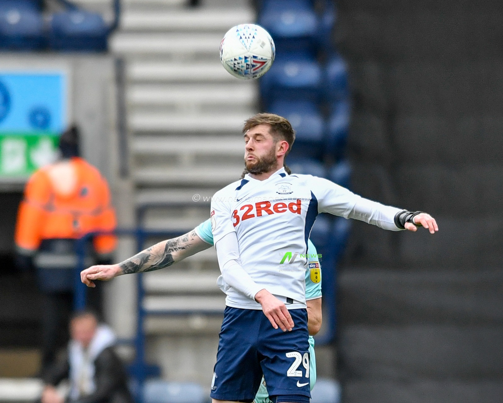 7th March 2020, Deepdale, Preston, England; Sky Bet Championship, Preston North End v Queens Park Rangers : Tom Barkhuizen (29) of Preston North End heads the ball