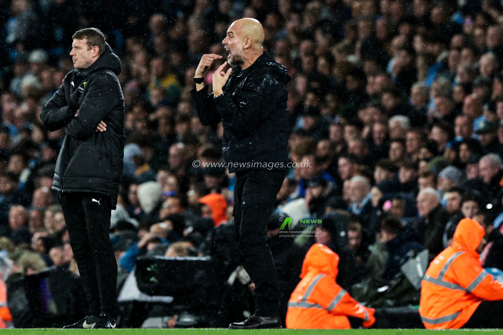 Pep Guardiola Manchester City manager reacts during the Premier League match Manchester City vs Liverpool at Etihad Stadium, Manchester, United Kingdom, 9th November 2025

(Photo by Mark Cosgrove/News Images)

*** GER AUT SUI OUT ***