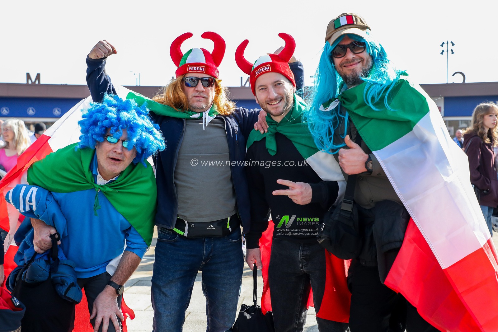 Fans arrives at the Allianz Stadium prior to the 2025 Guinness 6 Nations match England vs Italy at Allianz Stadium, Twickenham, United Kingdom, 9th March 2025

(Photo by Izzy Poles/News Images)