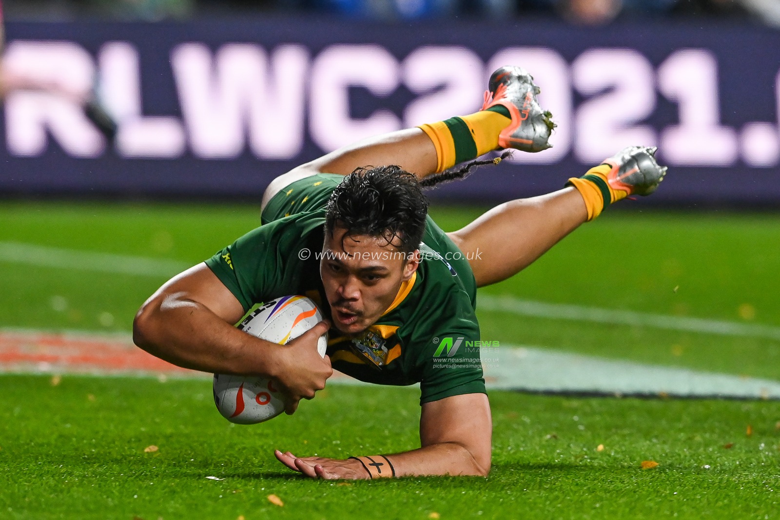 Jeremiah Nanai of Australia goes over for a try during the Rugby League World Cup 2021 match Australia vs Fiji at Headingley Stadium, Leeds, United Kingdom, 15th October 2022

(Photo by Craig Thomas/News Images)