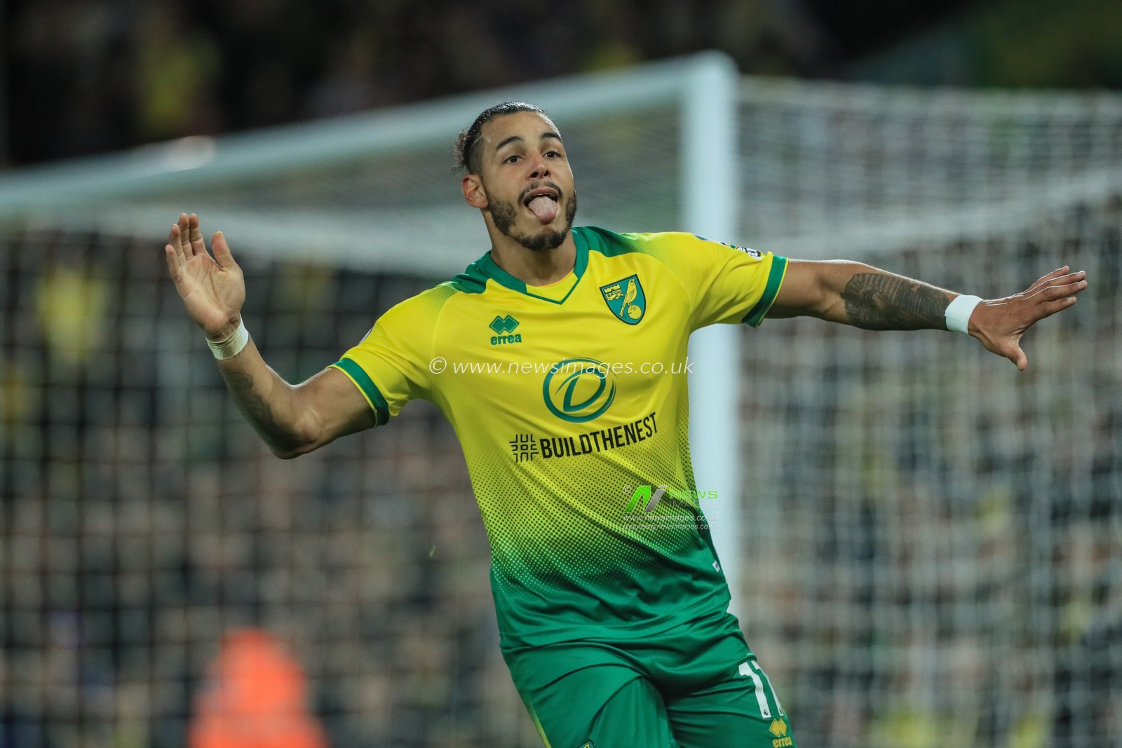 27th October 2019, Carrow Road, Norwich, England; Premier League, Norwich City v Manchester United : Onel HernÃ¡ndez (11) of Norwich City celebrates his goal to make it 1-3

Credit: Mark Cosgrove/News Images