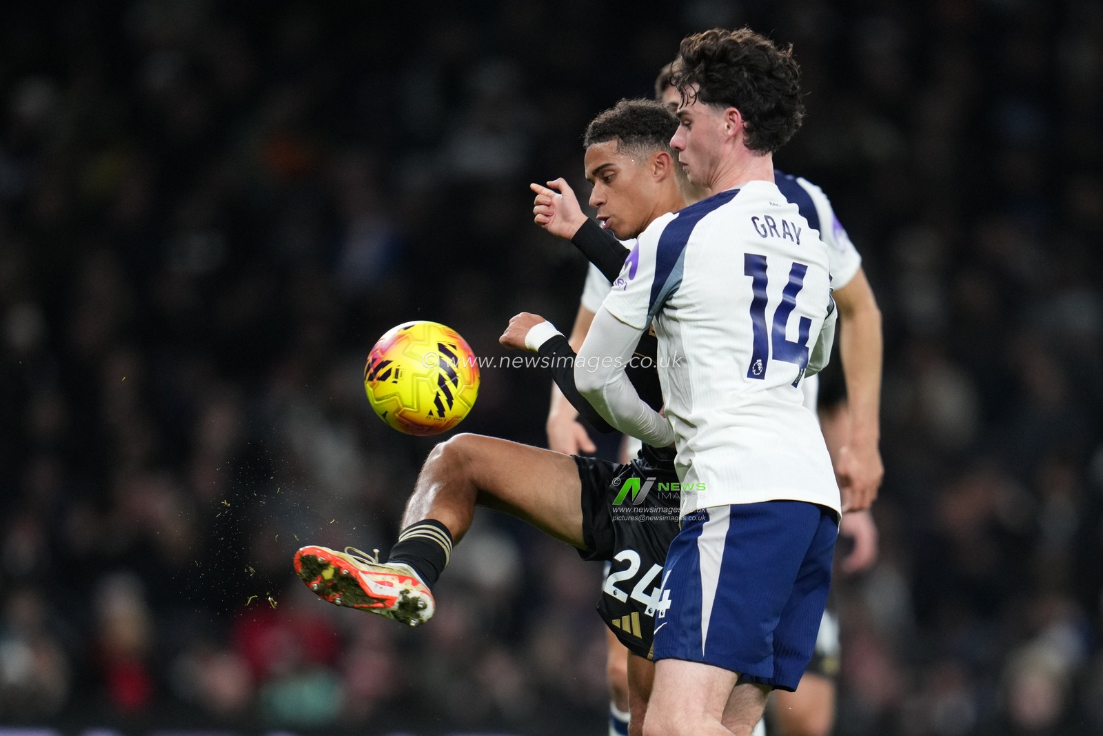 during the Premier League match Tottenham Hotspur vs Fulham at Tottenham Hotspur Stadium, London, United Kingdom, 29th November 2025

(Photo by Harvey Murphy/News Images)

*** GER AUT SUI OUT ***