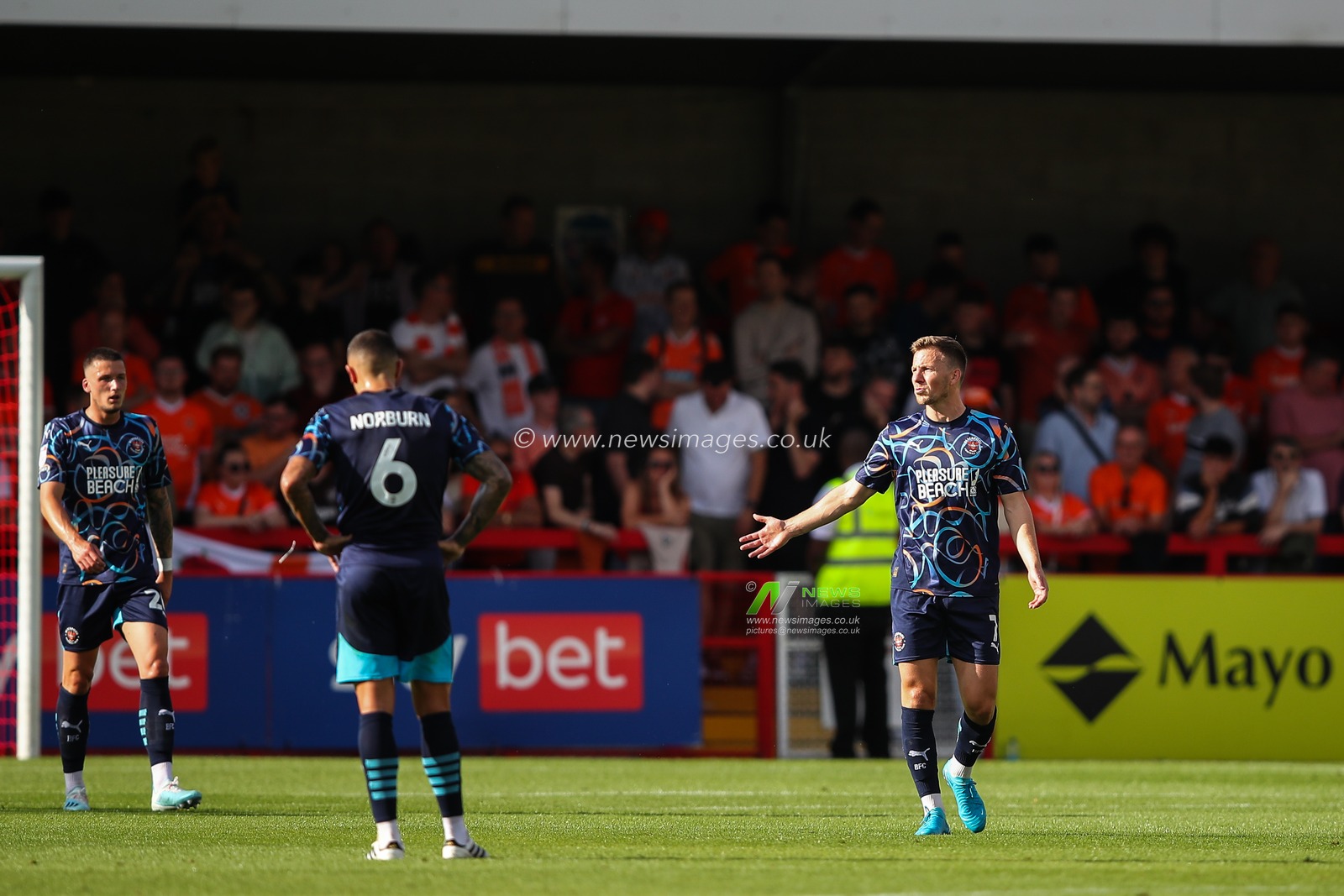 Lee Evans of Blackpool reacts to his side conceding a goal to make it 1-0 during the Sky Bet League 1 match Crawley Town vs Blackpool at Broadfield Stadium, Crawley, United Kingdom, 10th August 2024

(Photo by Gareth Evans/News Images)