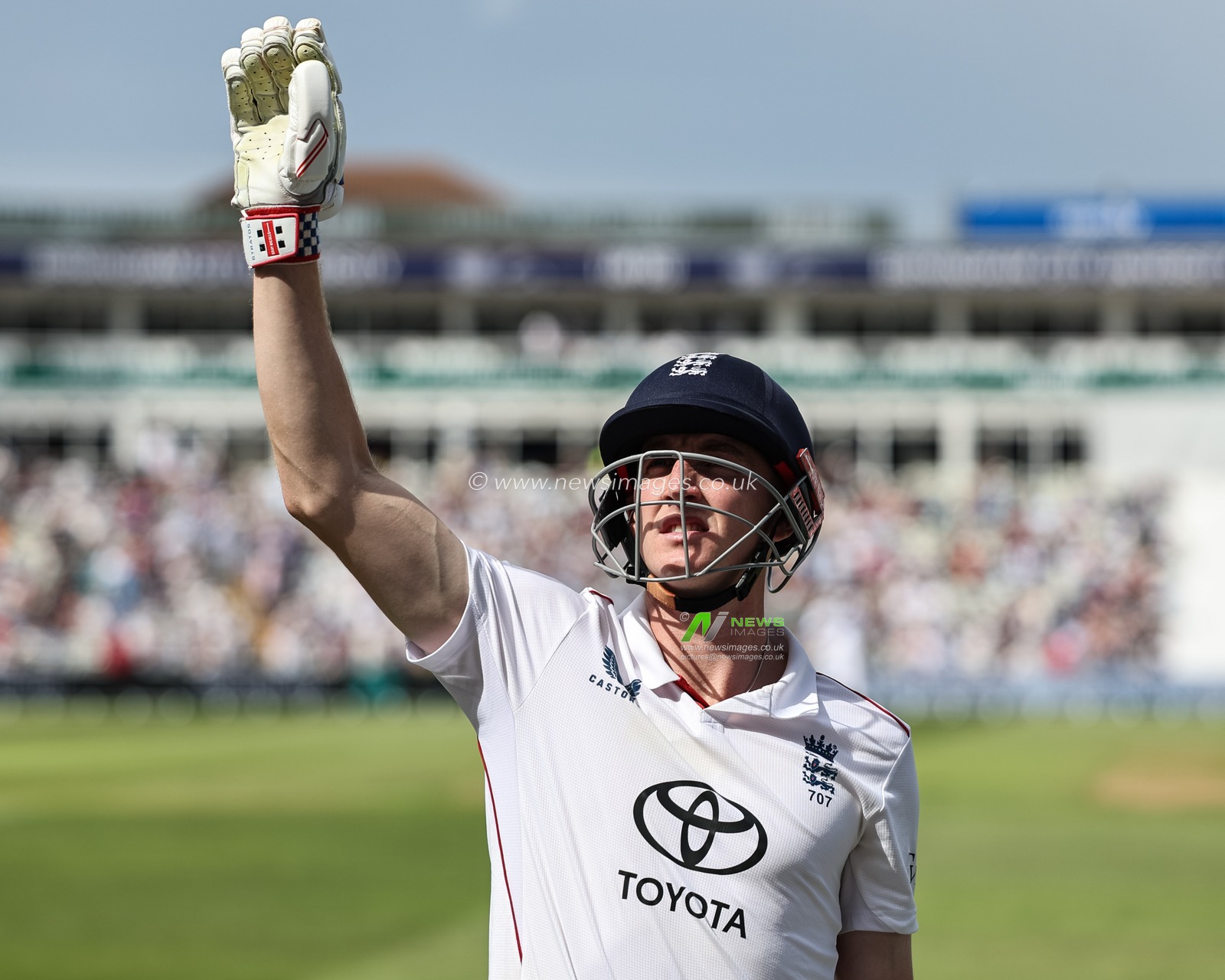 Harry Brook of England signals to the balcony during the 2nd Rothesay Test Match day 3 England v India at Edgbaston, Birmingham, United Kingdom, 4th July 2025

(Photo by Mark Cosgrove/News Images)