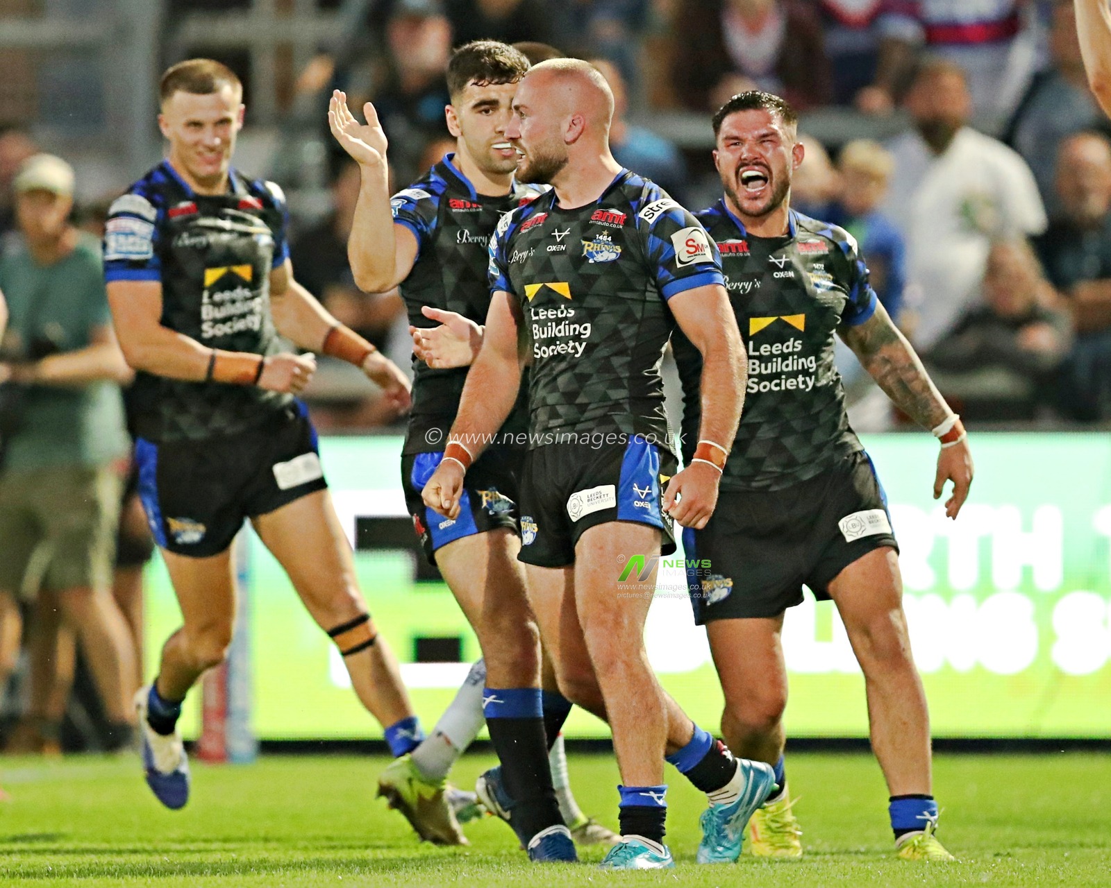 Jarrod O'Connor of Leeds Rhinos celebrates his try during the Betfred Super League round 20 match Wakefield Trinity vs Leeds Rhinos at DIY Kitchens Stadium, Wakefield, United Kingdom, 24th July 2025(Photo by Sam Eaden/News Images)