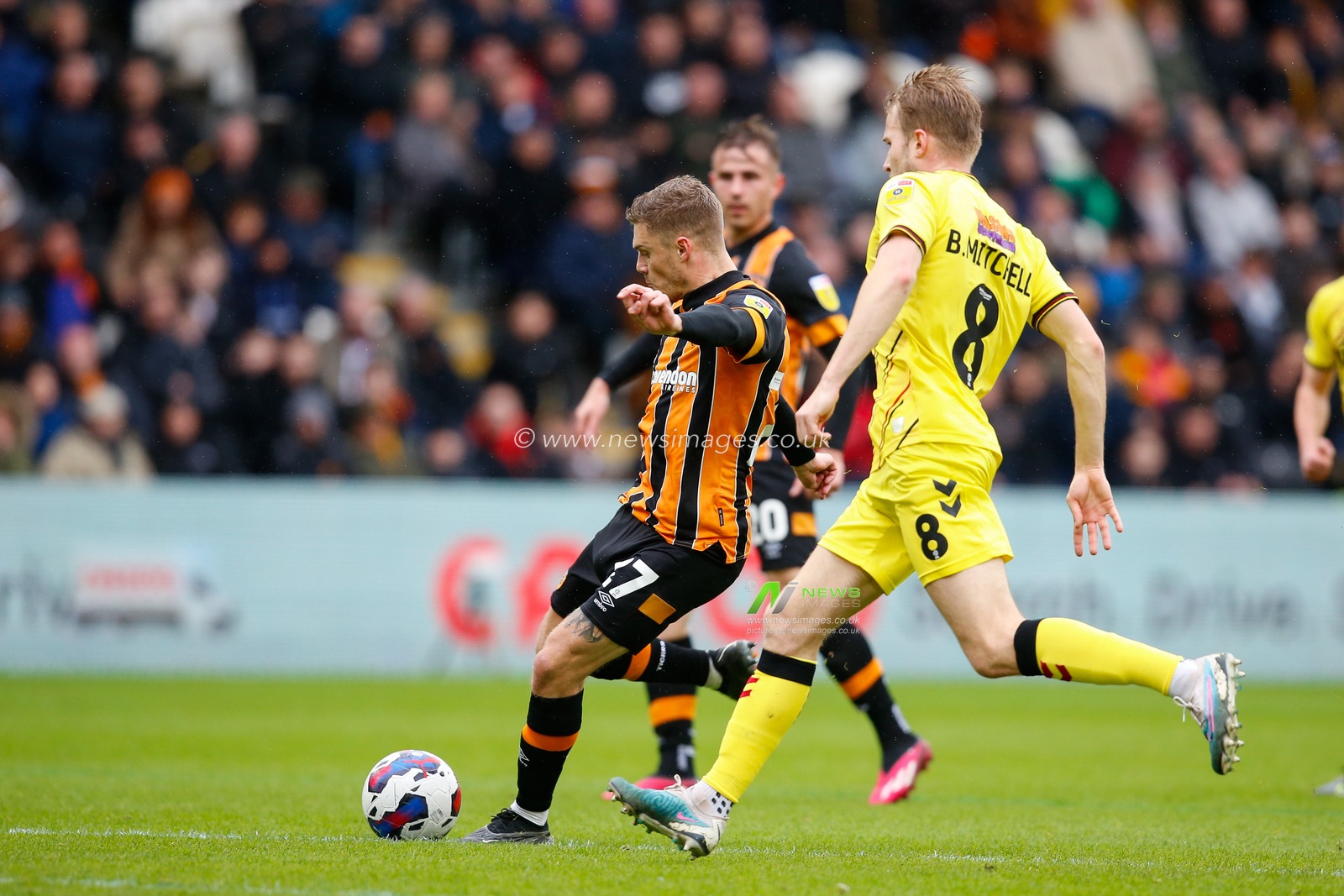 Regan Slater #27 of Hull City attempts a shot on goal during the Sky Bet Championship match Hull City vs Millwall at MKM Stadium, Hull, United Kingdom, 10th April 2023

(Photo by Ben Early/News Images)