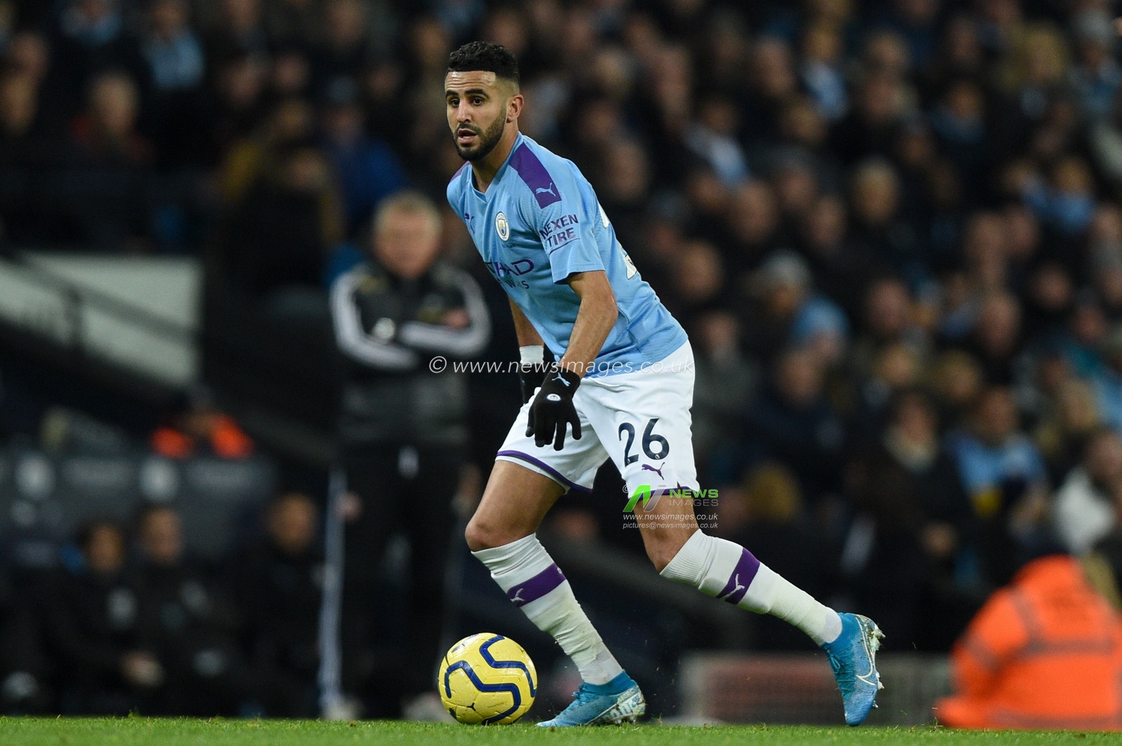 29th December 2019, Etihad Stadium, Manchester, England; Premier League, Manchester City v Sheffield United : Riyad Mahrez (26) of Manchester City in action during the game.

Credit: Richard Long/News Images