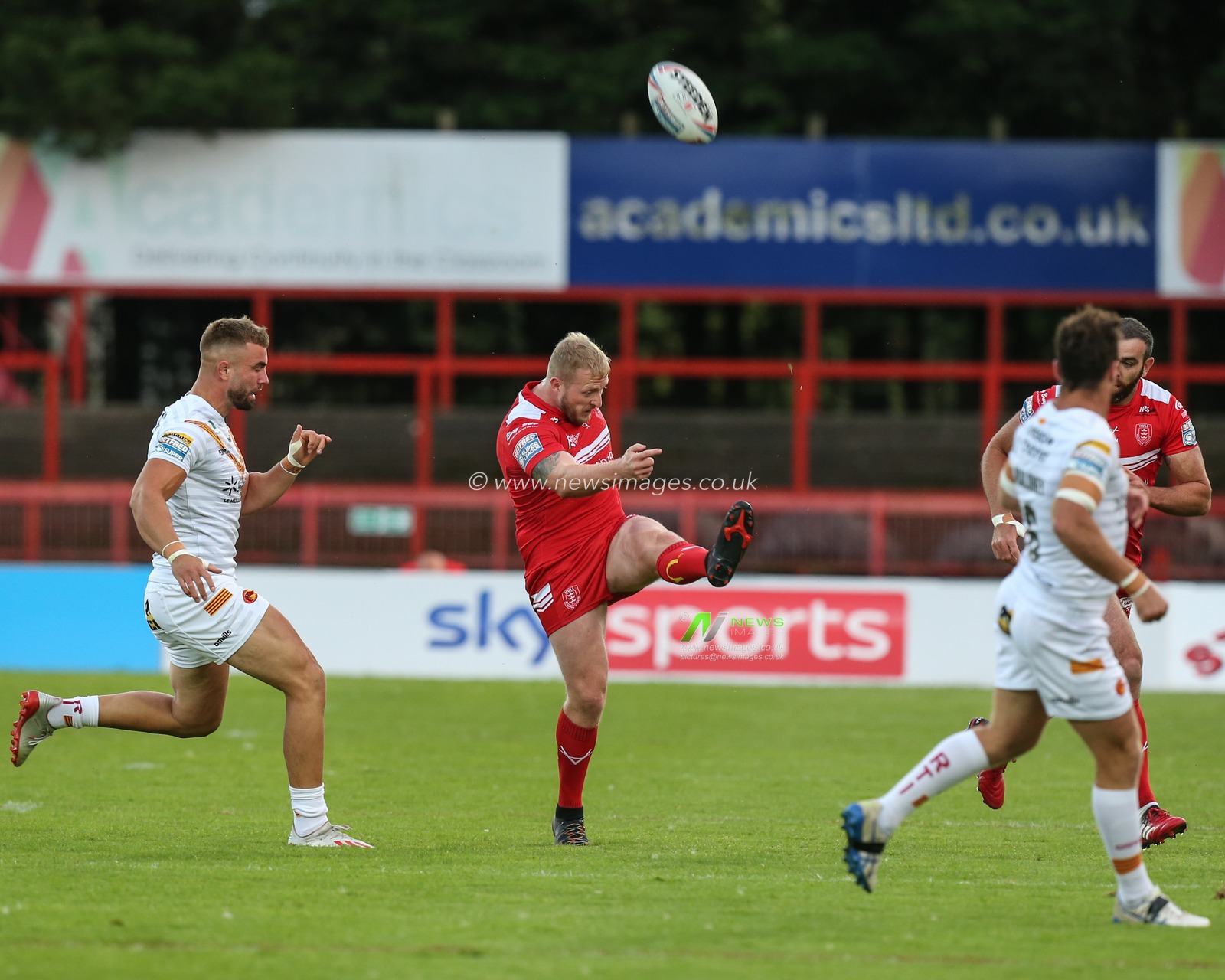 Jordan Abdull (7) of Hull KR puts non a high kick