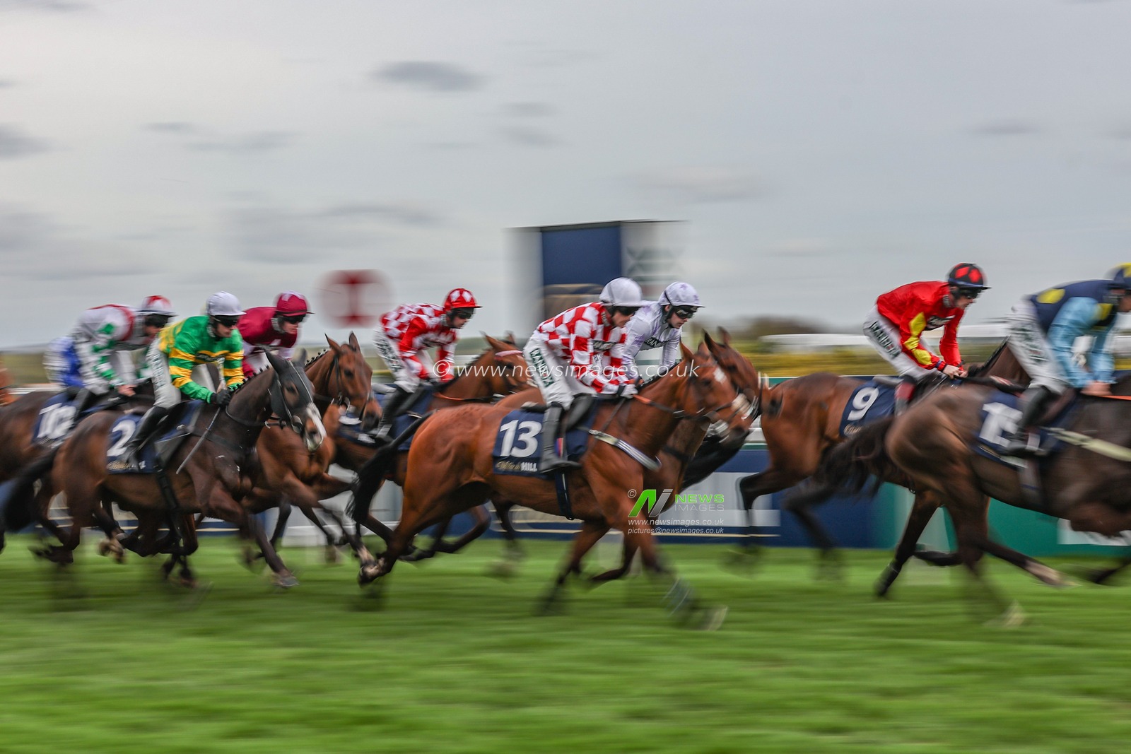 Theatre Man ridden by Harry Bannister in the second race during the The Randox Grand National 2024 Ladies Day at Aintree Racecourse, Liverpool, United Kingdom, 12th April 2024

(Photo by Mark Cosgrove/News Images)